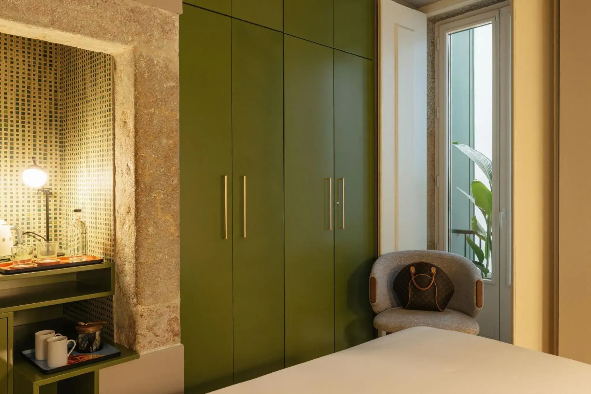 Standard Double Room with Interior View in Dare Lisbon River Standard Double Room with Interior View in Dare Lisbon River