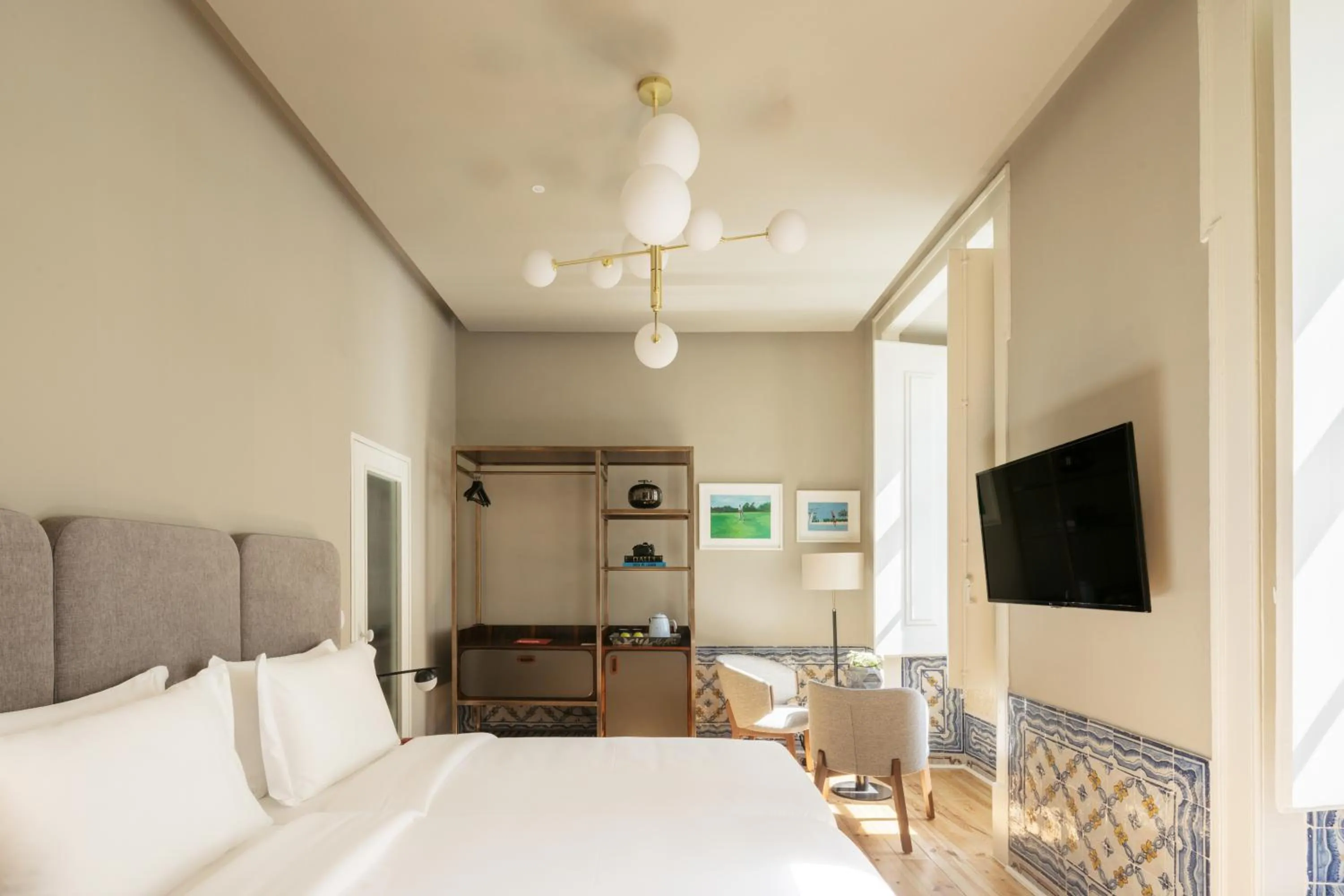 Bedroom, Bed in Dare Lisbon River