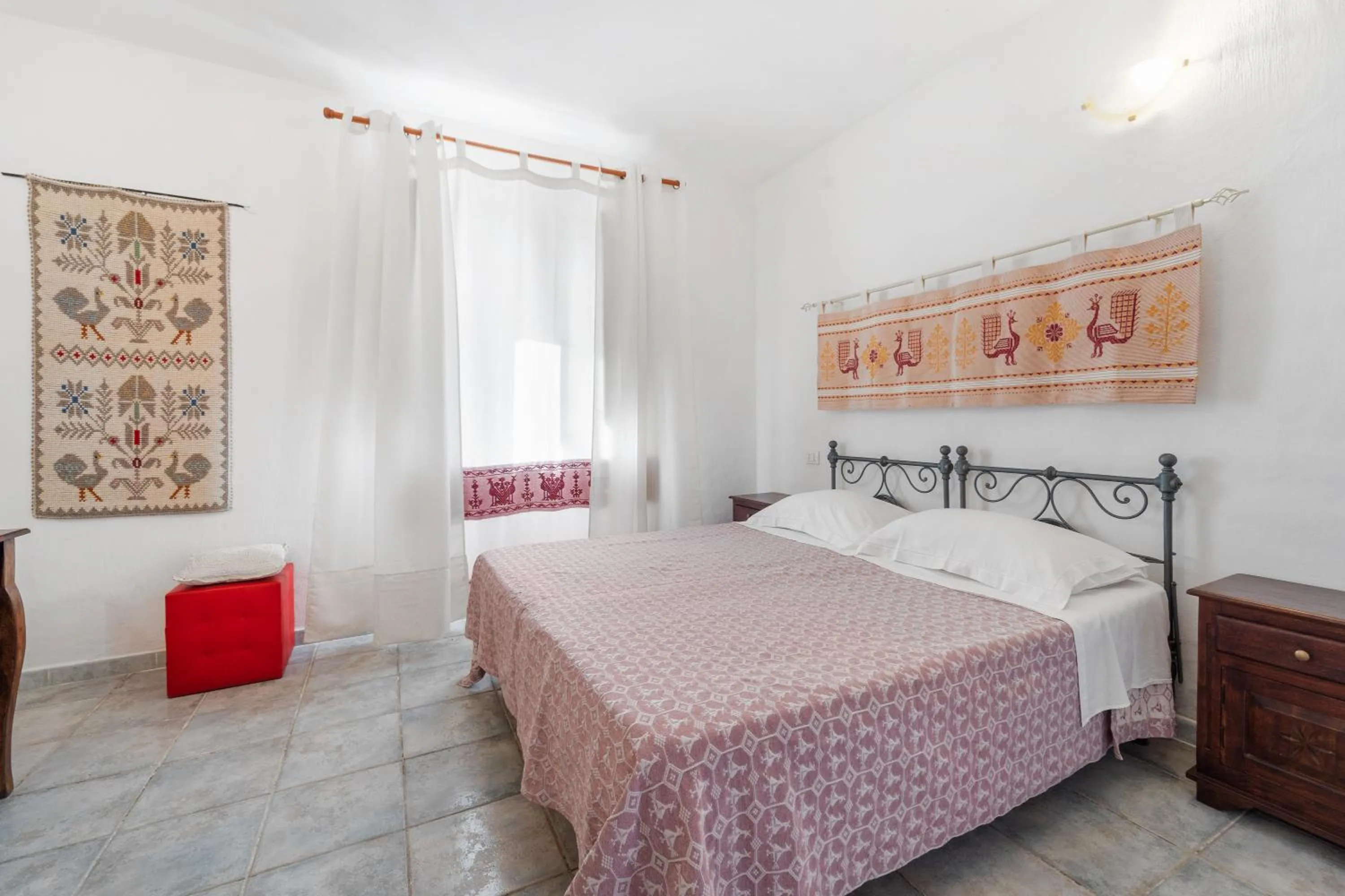 Living room, Bed in Sa Funtana