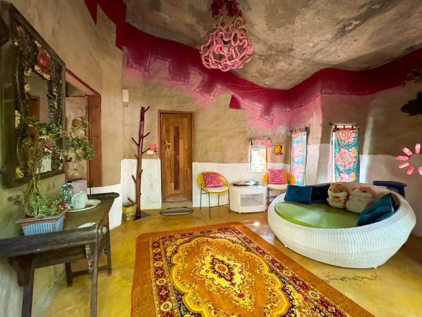 Living room in Clay House Chiang Mai By Alphatel