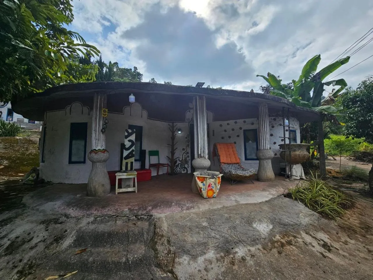 Property building in Clay House Chiang Mai By Alphatel