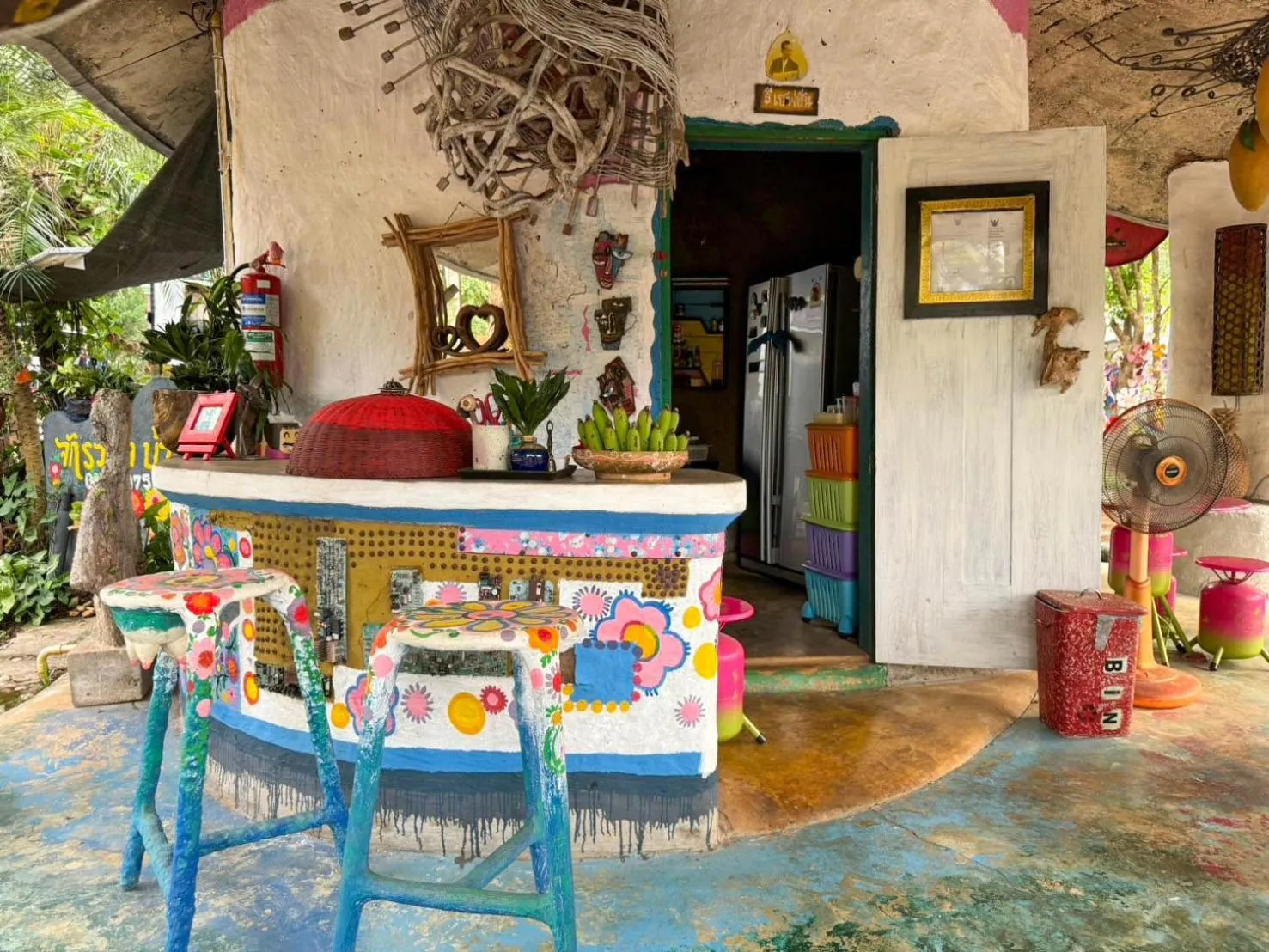 Garden in Clay House Chiang Mai By Alphatel