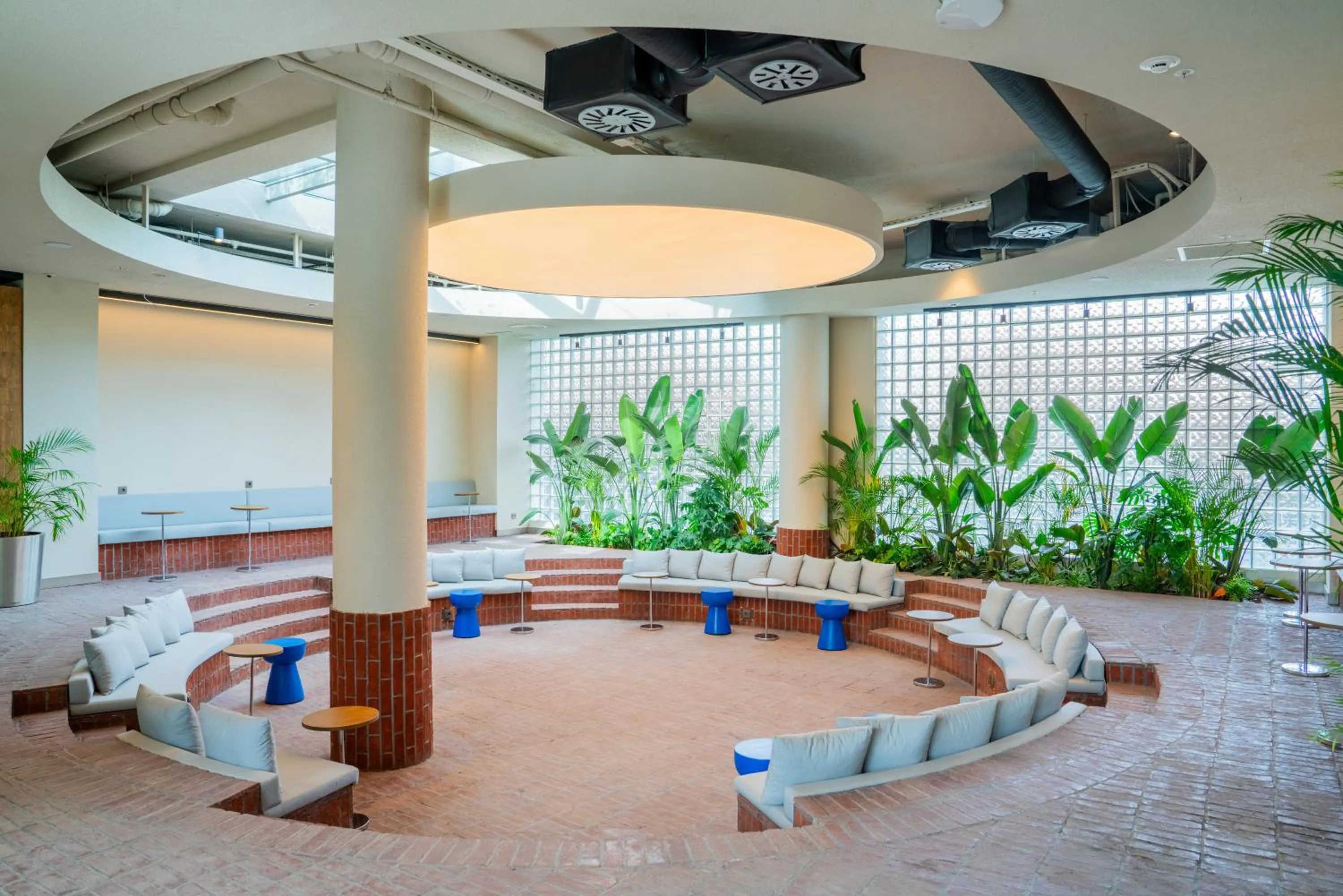 Seating area in The Superior Living Kağıthane