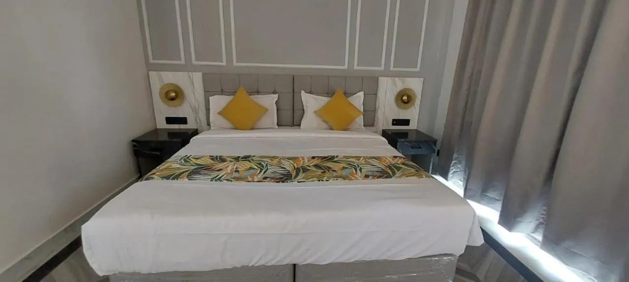 Bed in Citrus Prime Hill Queen Resort