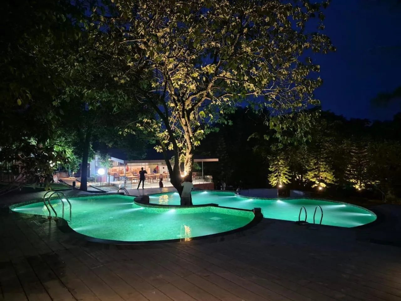 Swimming pool in Citrus Prime Hill Queen Resort