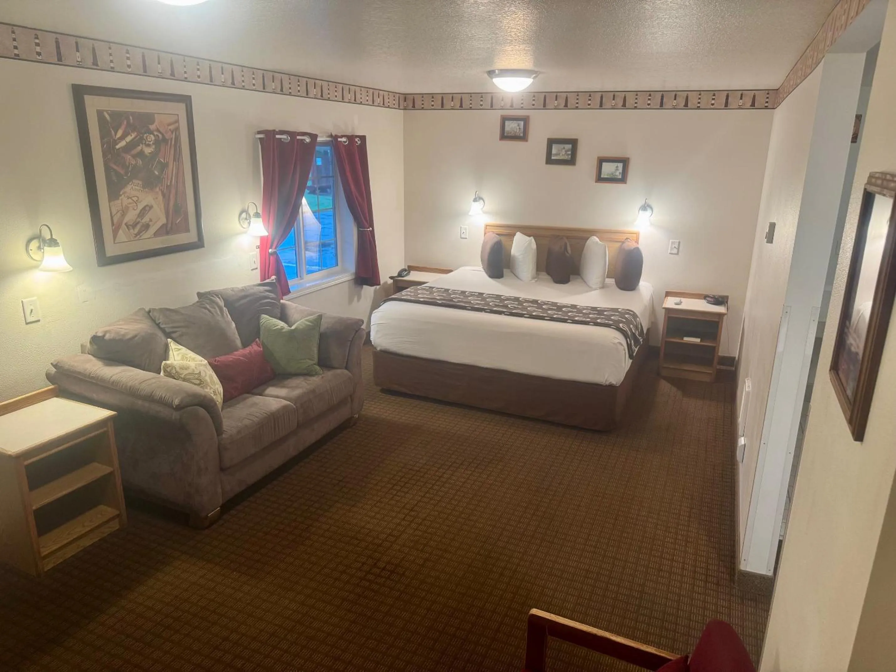 Bedroom, Bed in Ocean Breeze Motel