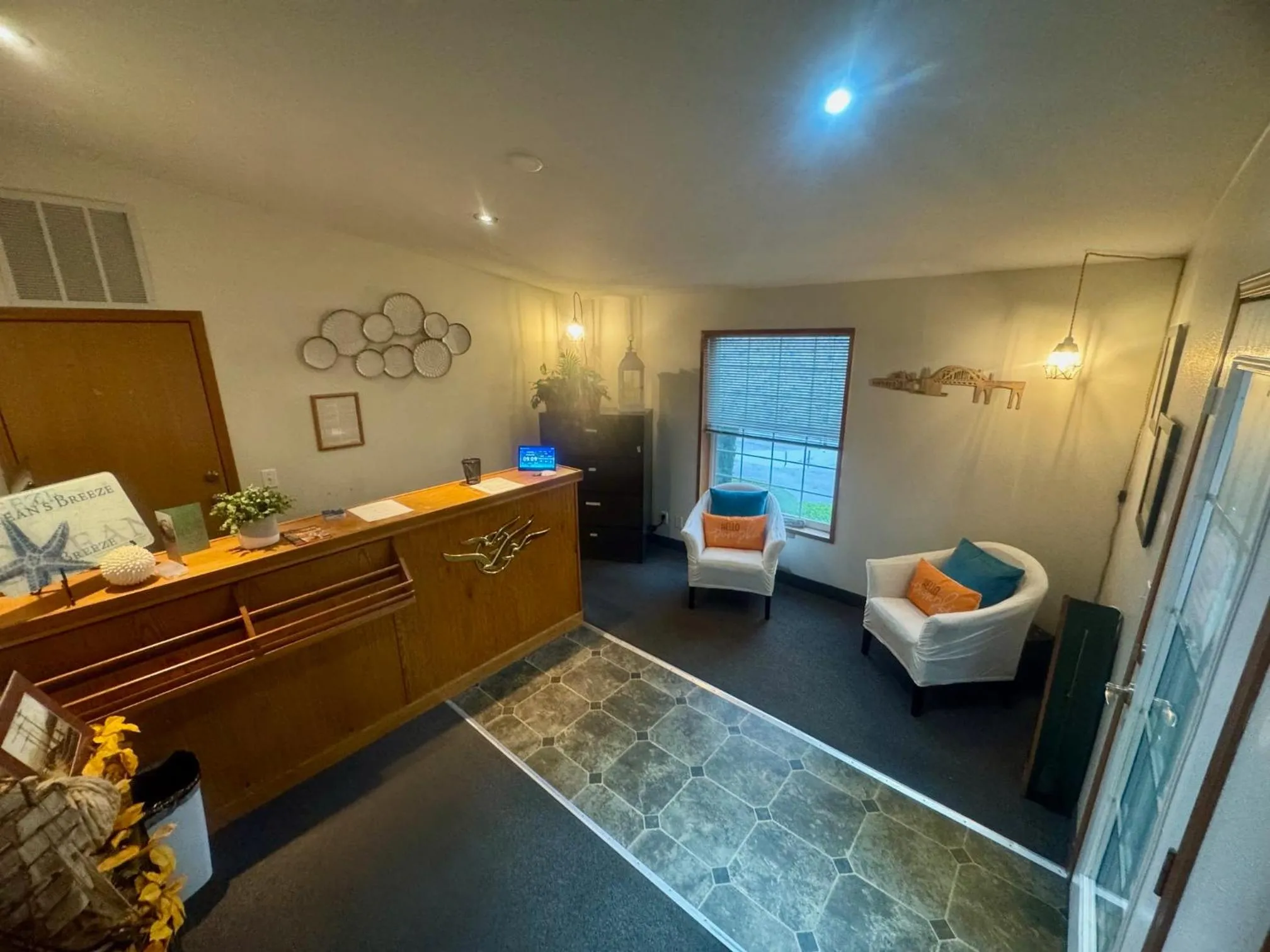 Lobby or reception, Bed in Ocean Breeze Motel