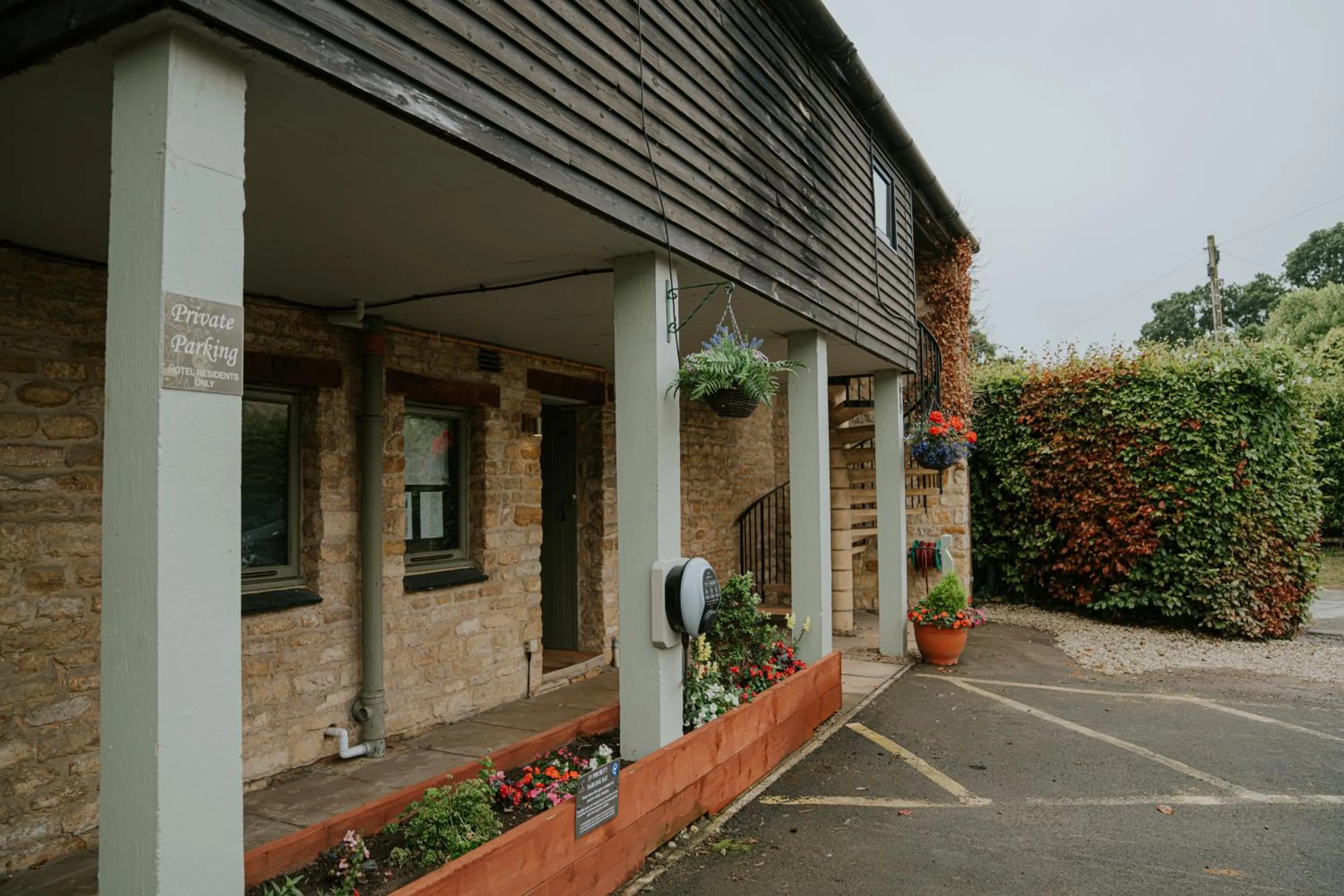 Redesdale Arms Hotel