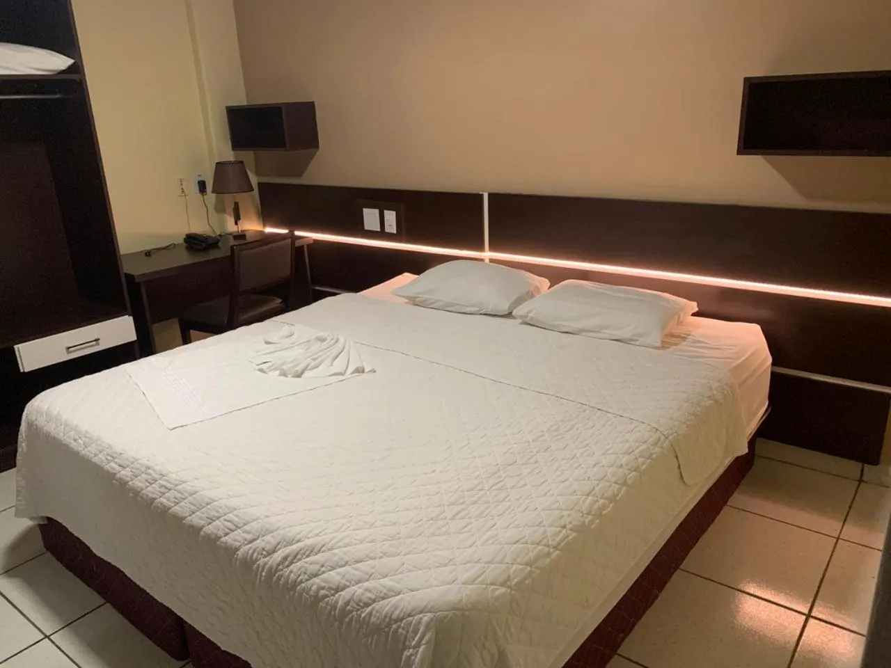 Bed in Hotel Tropical