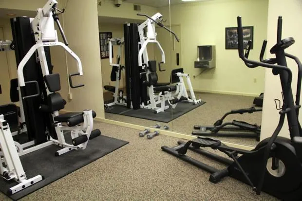 Fitness centre/facilities in GOLD VAULT INN