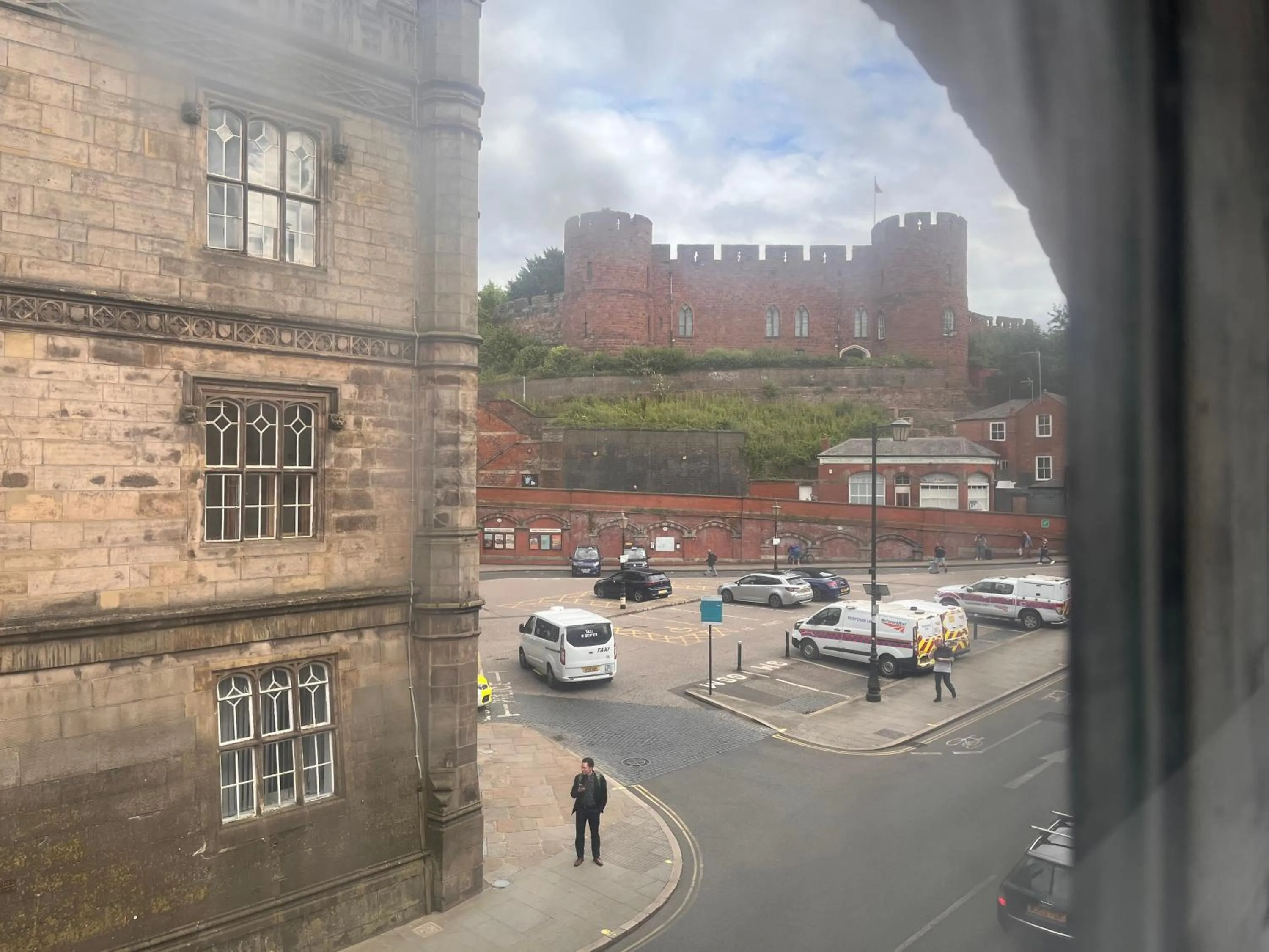 City view in Tumbledown Hotel