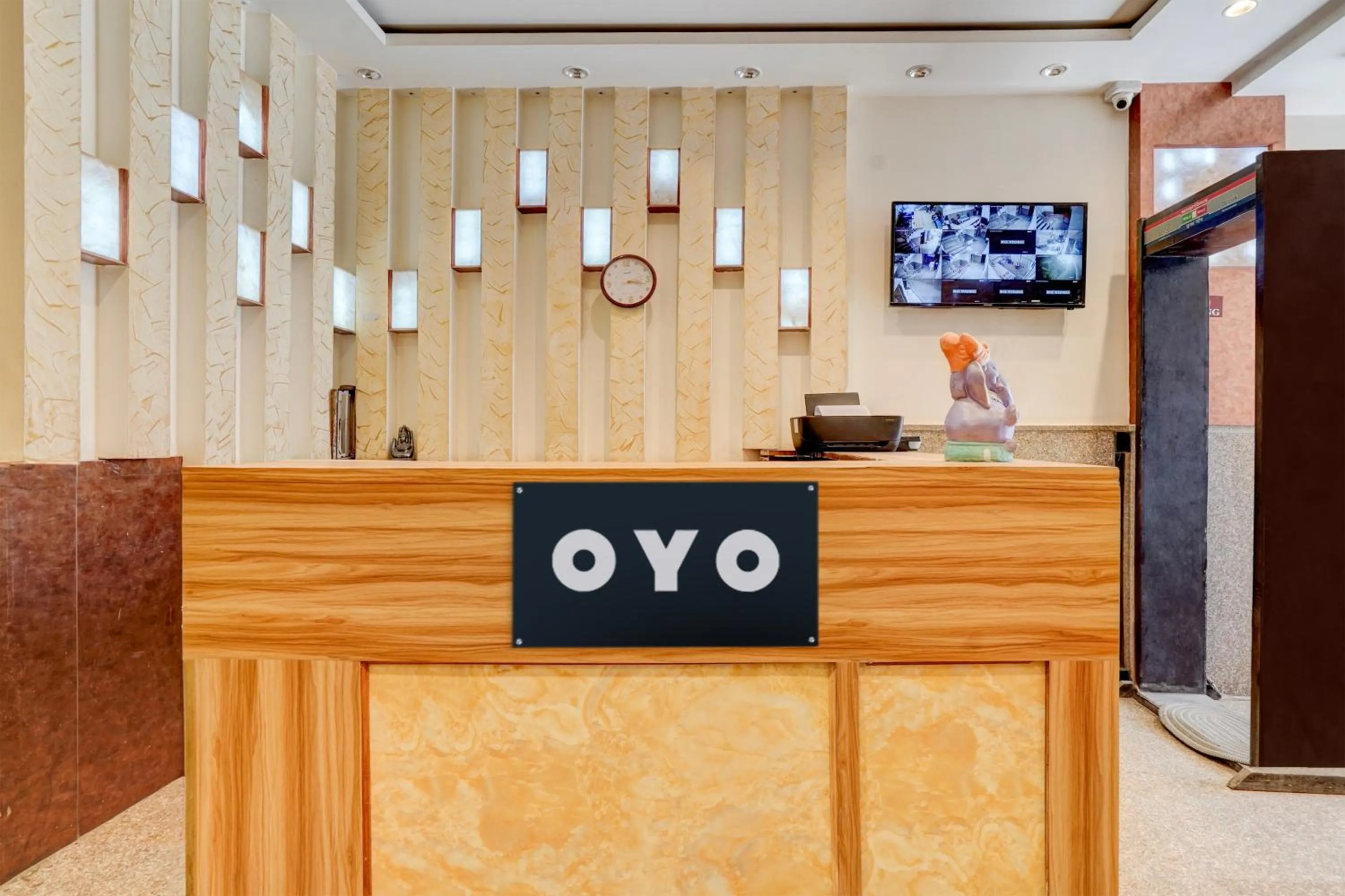 Lobby or reception in Hotel O Delhi Airport Stay