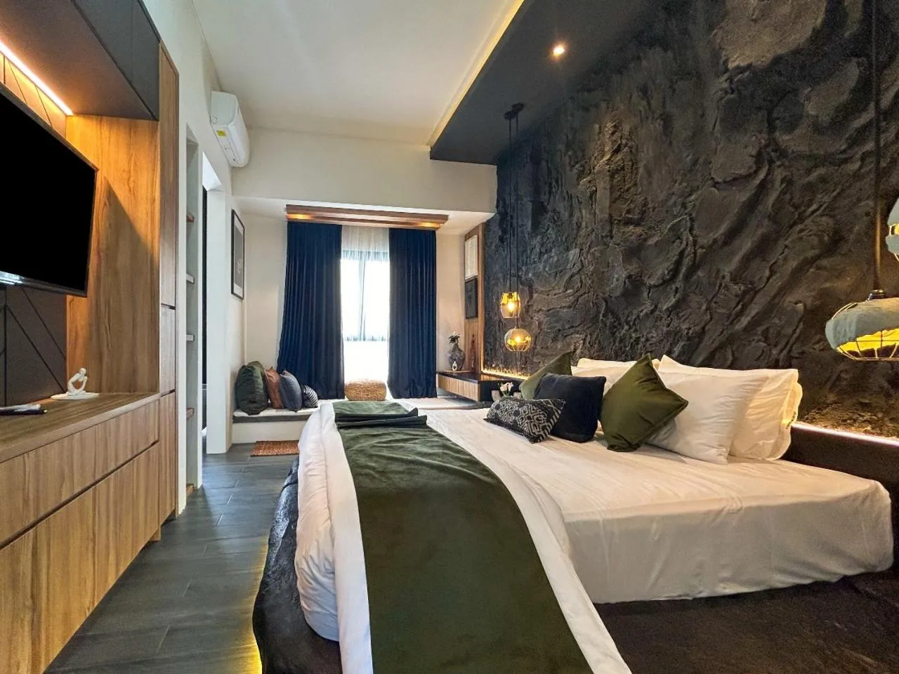 Bed in Landmark Villas