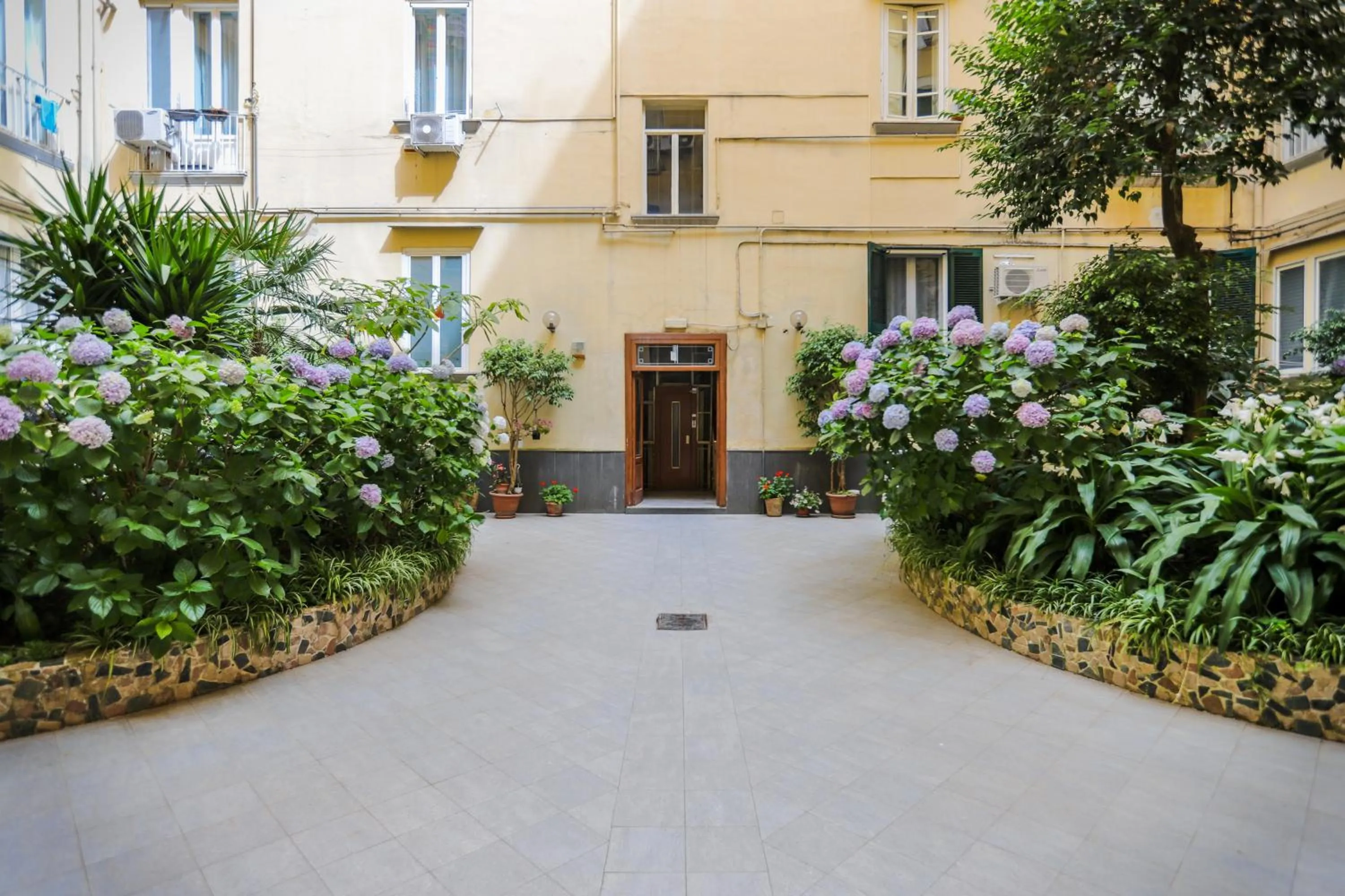 Property building in Conte Relais Suite