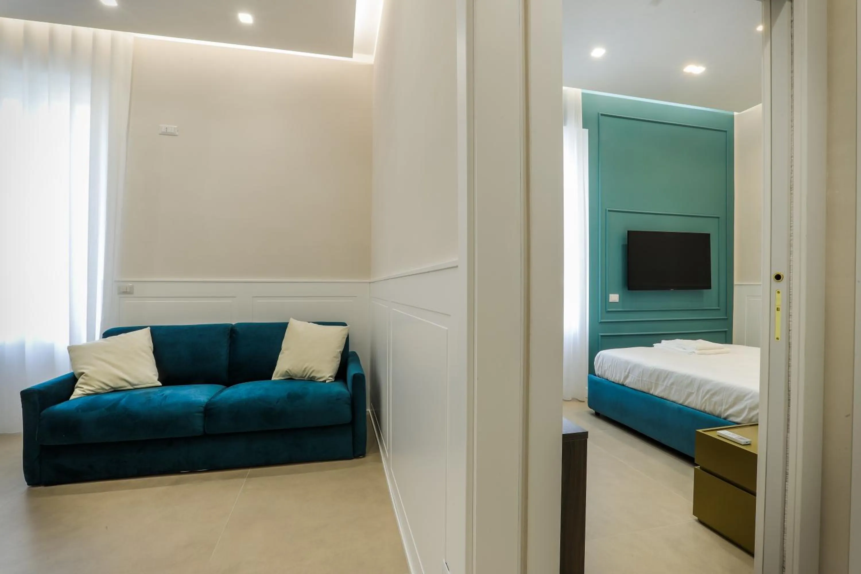 Photo of the whole room, Bed in Conte Relais Suite