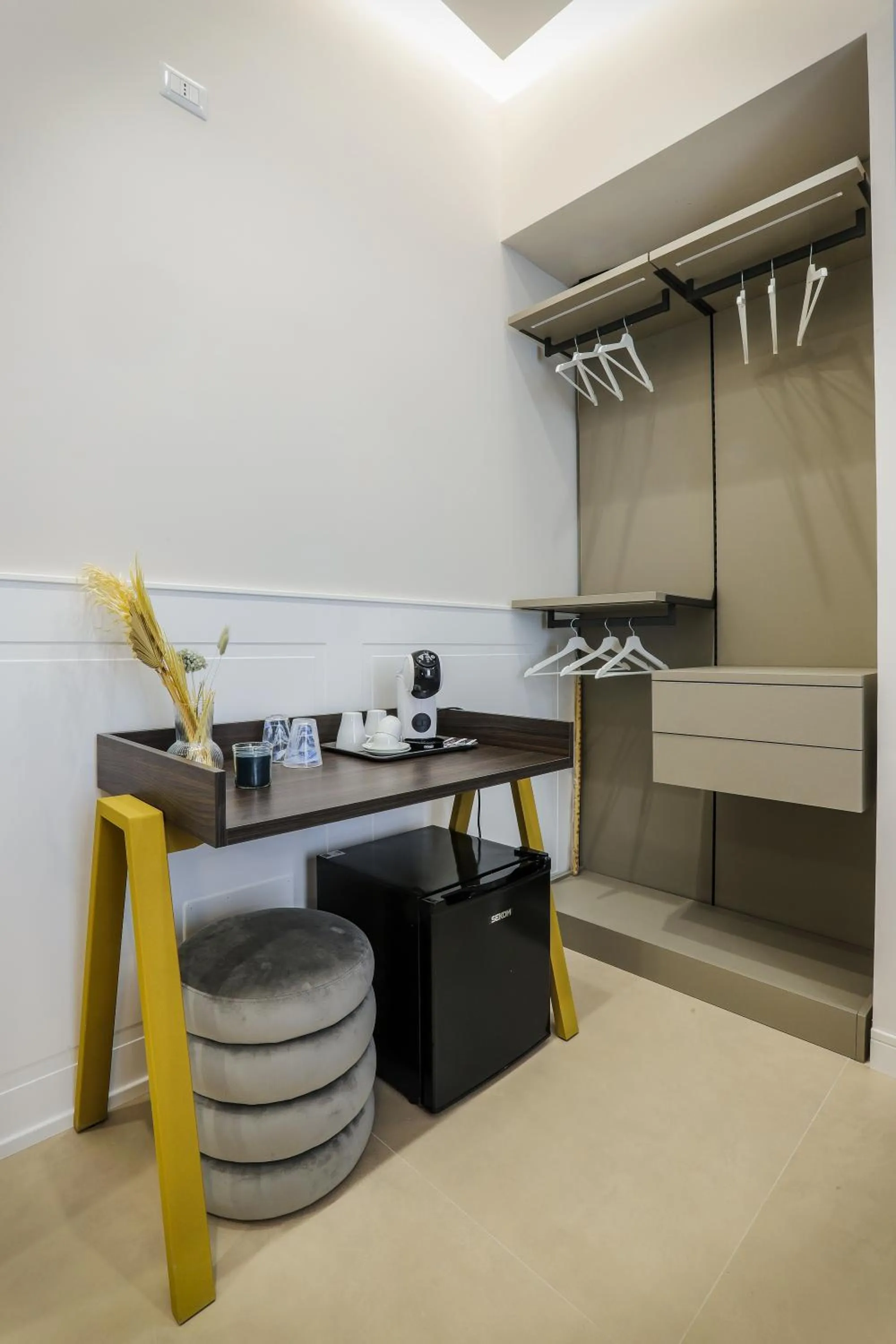 wardrobe in Conte Relais Suite