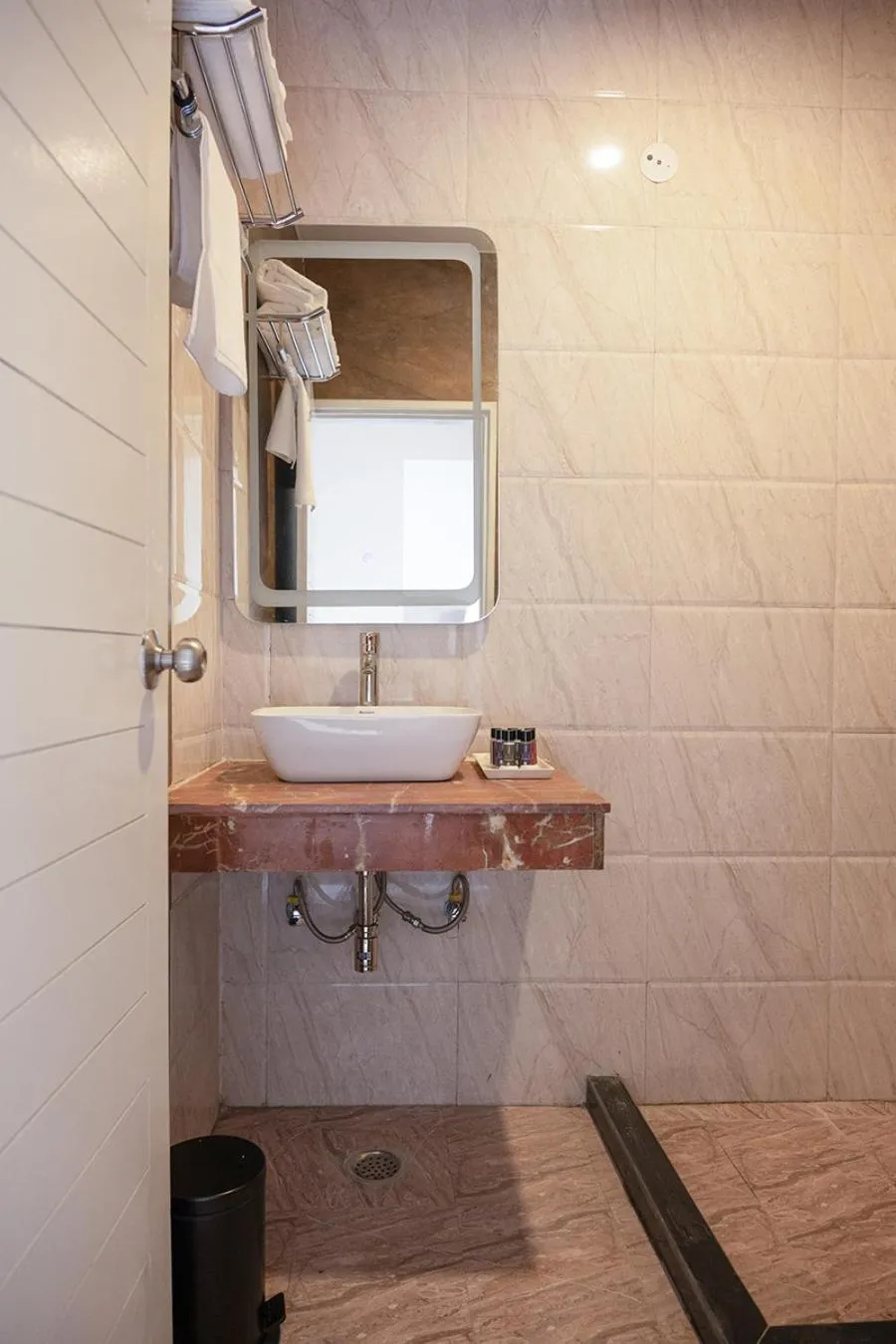 Bathroom in Firebrick Boutique Residences - AMETHYST HOUSE