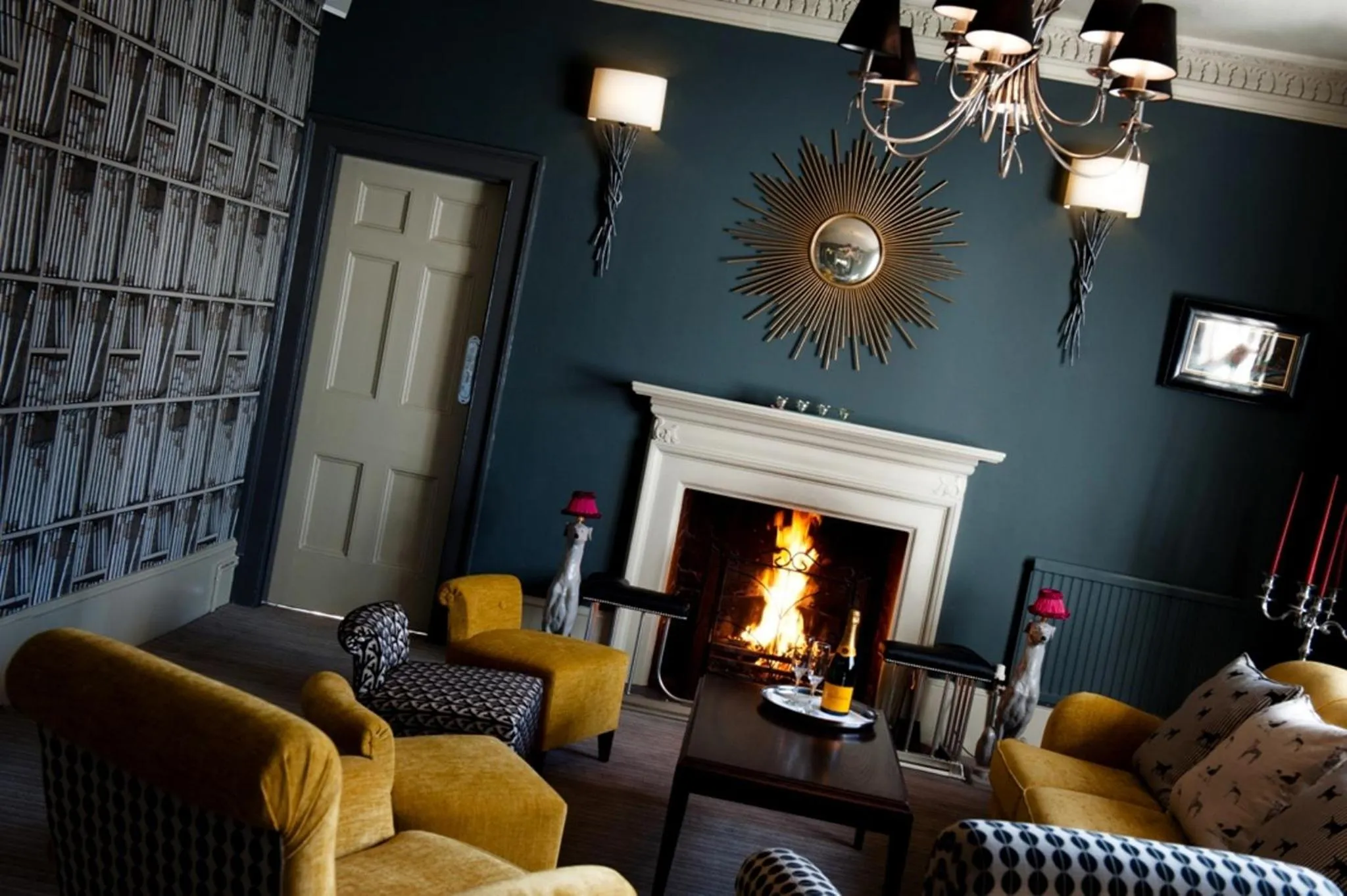 Lobby or reception in WorldHotels Distinctive Woughton House Hotel