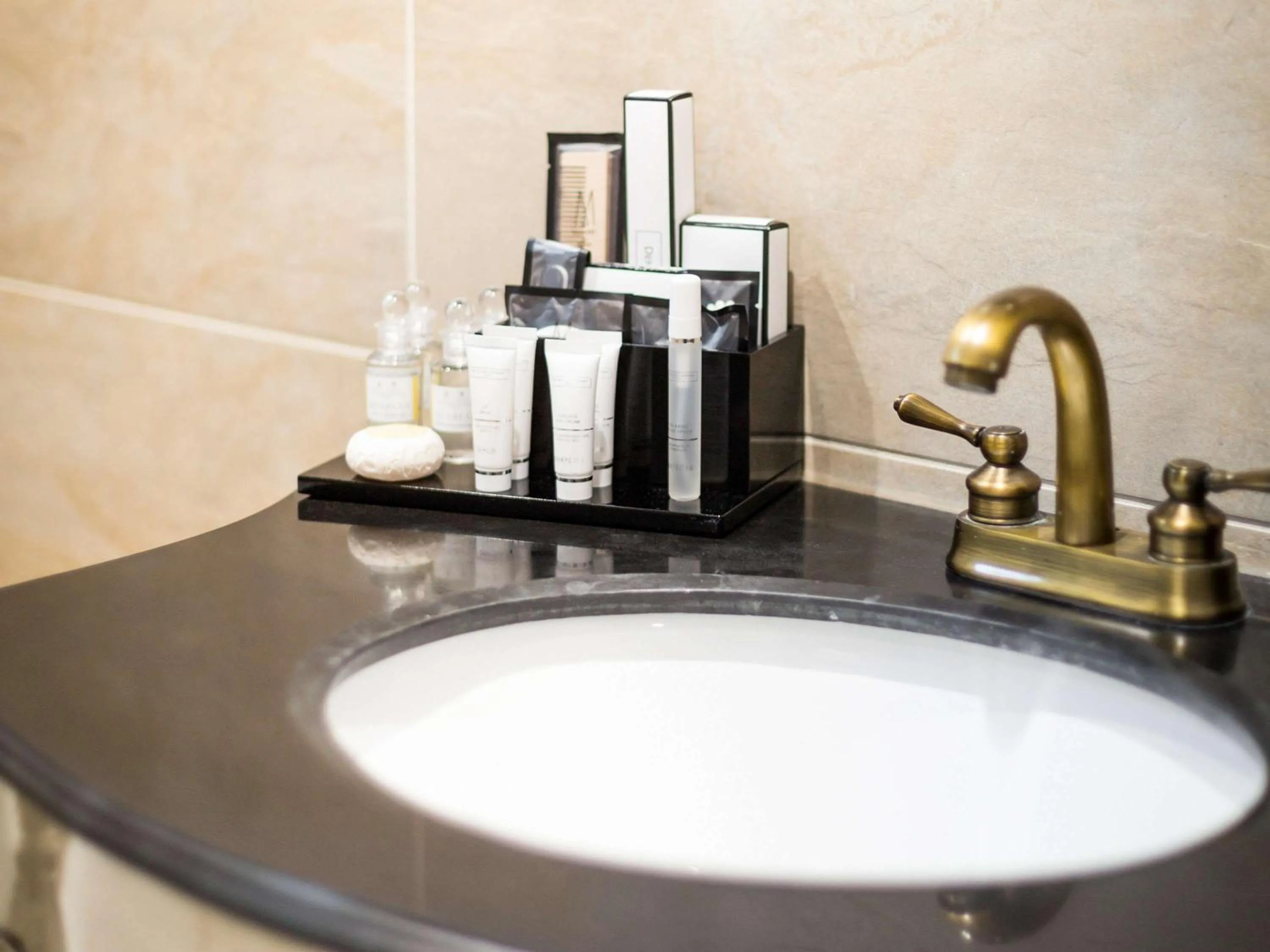 Photo of the whole room in WorldHotels Distinctive Woughton House Hotel