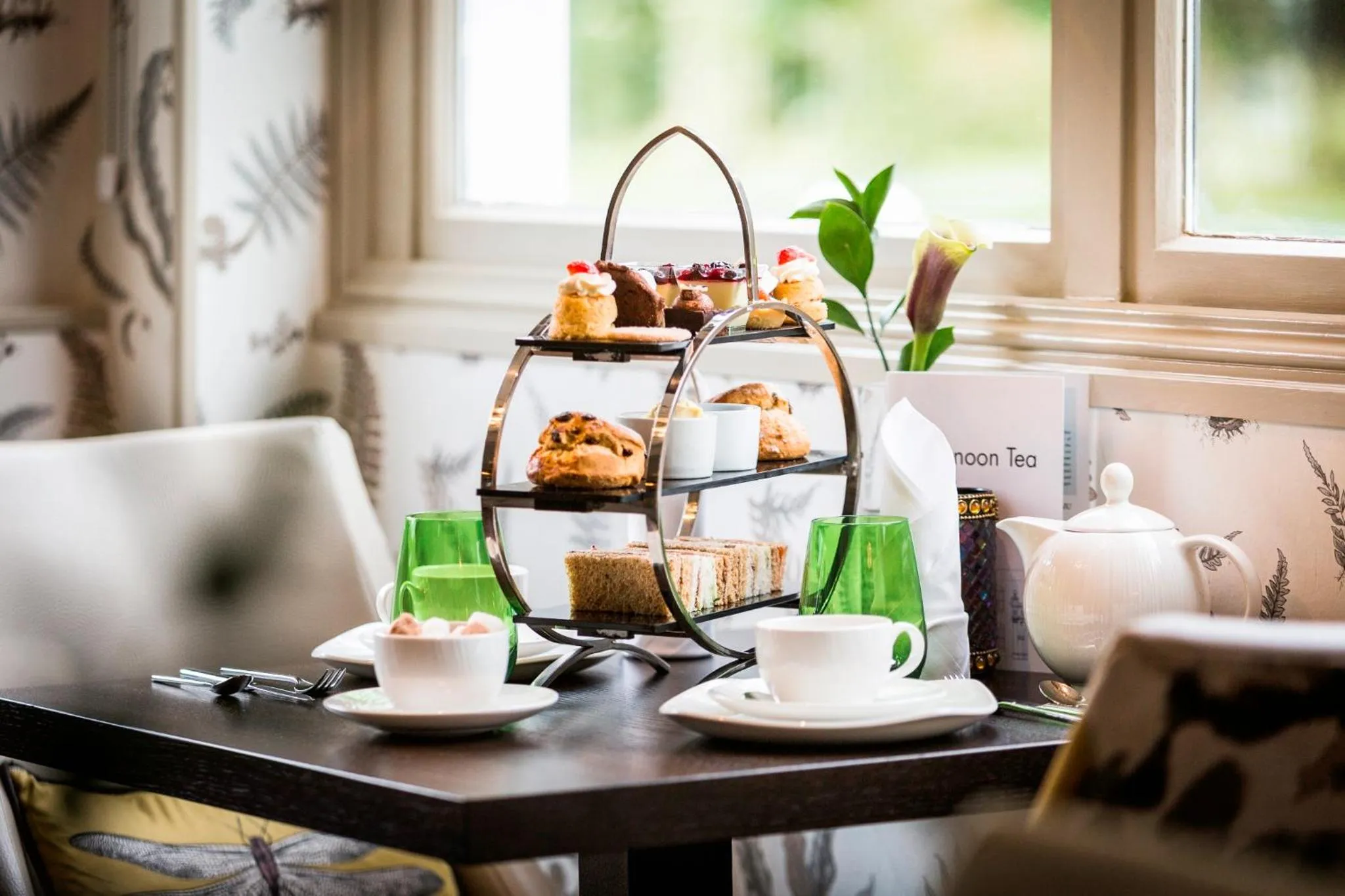 Meals in WorldHotels Distinctive Woughton House Hotel