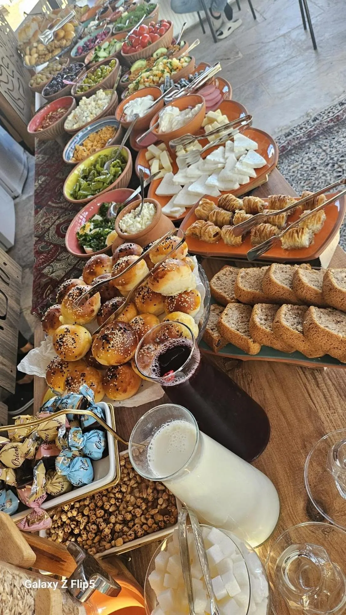 Restaurant/places to eat in Almula Cave