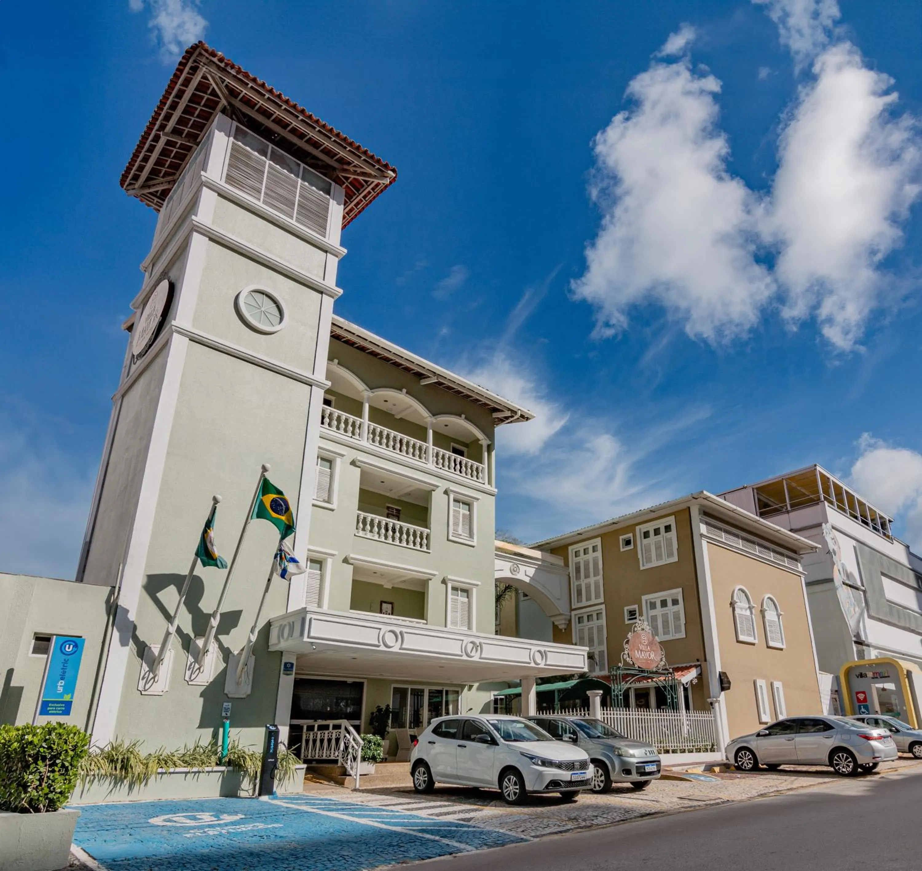 Property building in Hotel Villa Mayor Charme