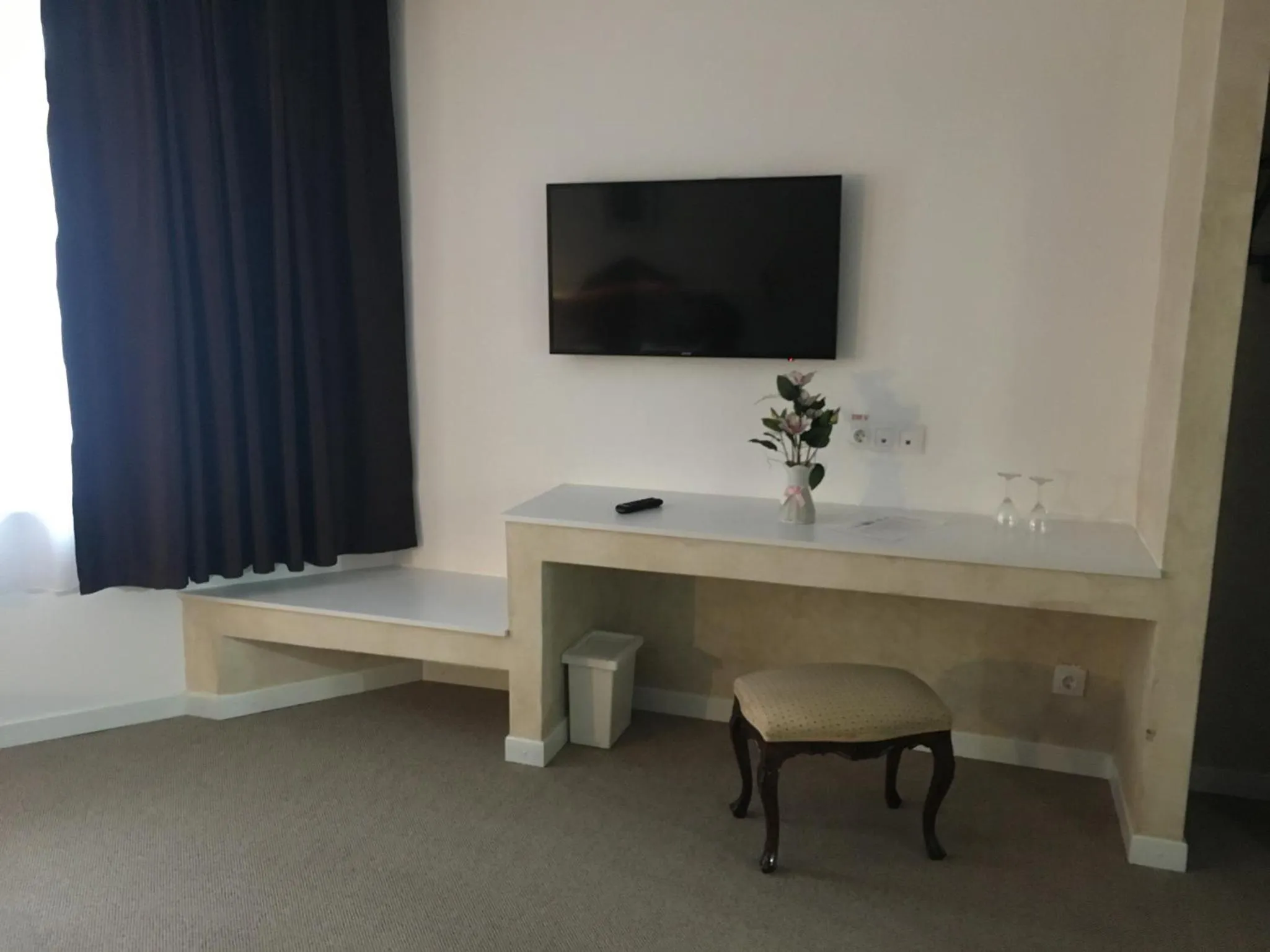 TV and multimedia in Csiki Hotel