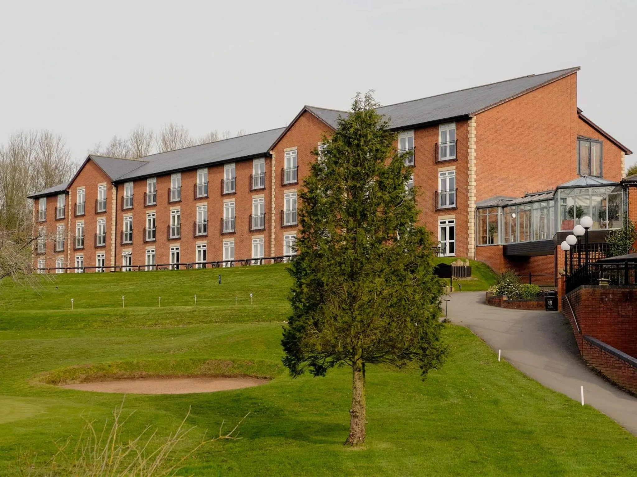 Property building in Macdonald Hill Valley Hotel, Spa & Golf Resort