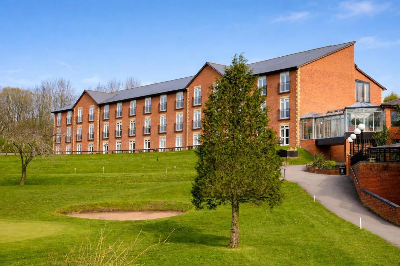 Property building in Macdonald Hill Valley Hotel, Spa & Golf Resort