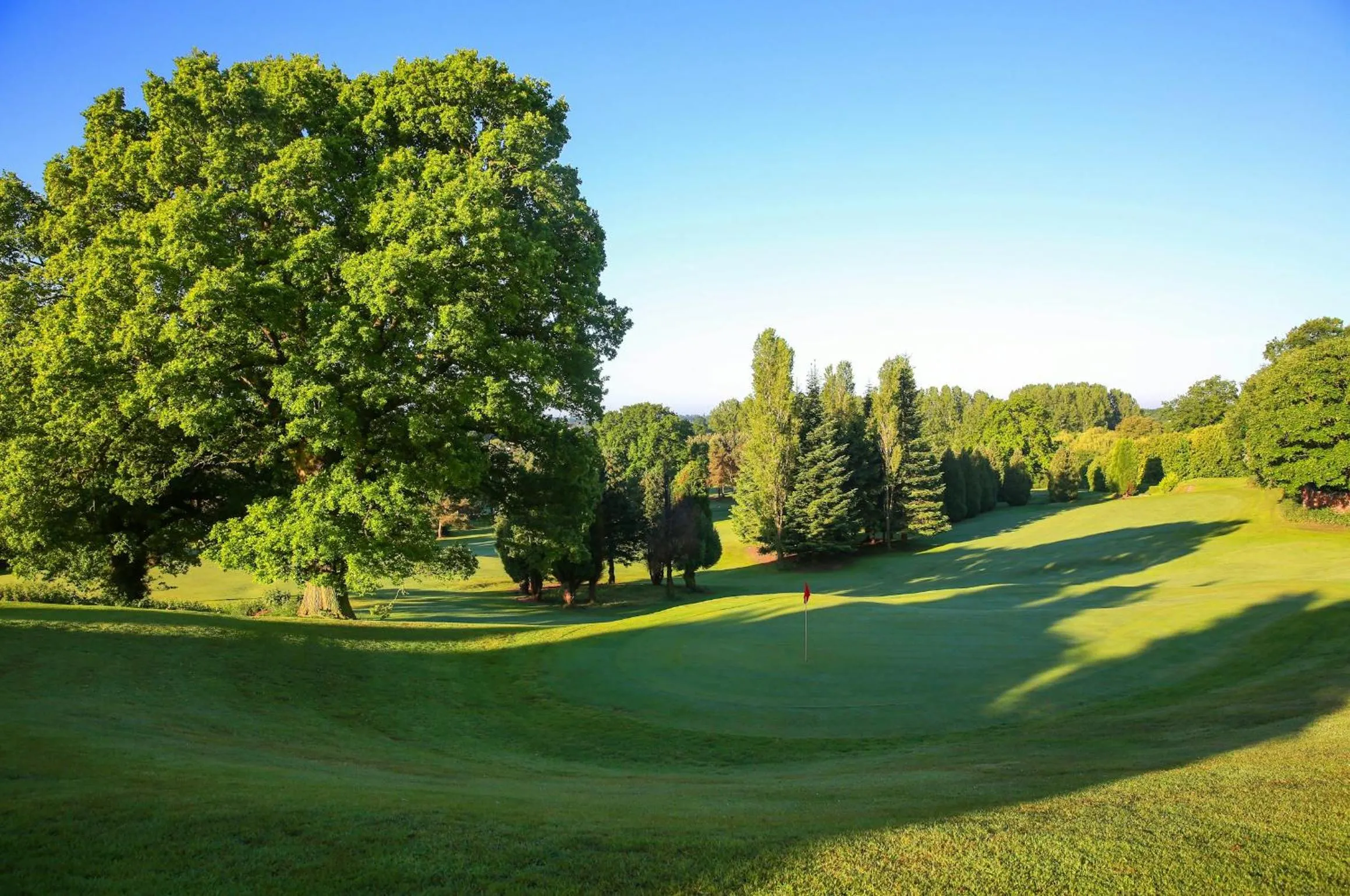 Natural landscape in Macdonald Hill Valley Hotel, Spa & Golf Resort