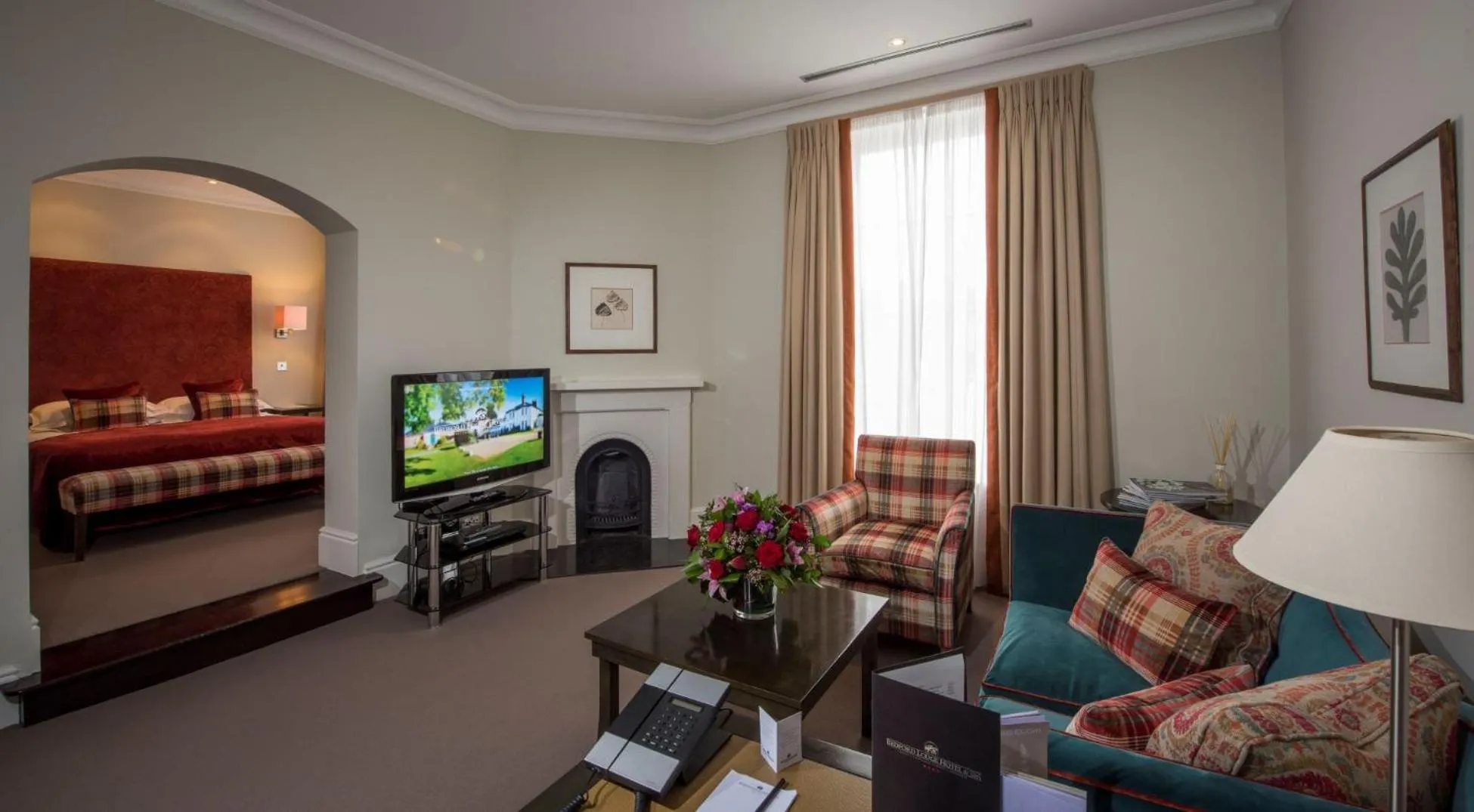 Living room, Bed in Bedford Lodge Hotel & Spa