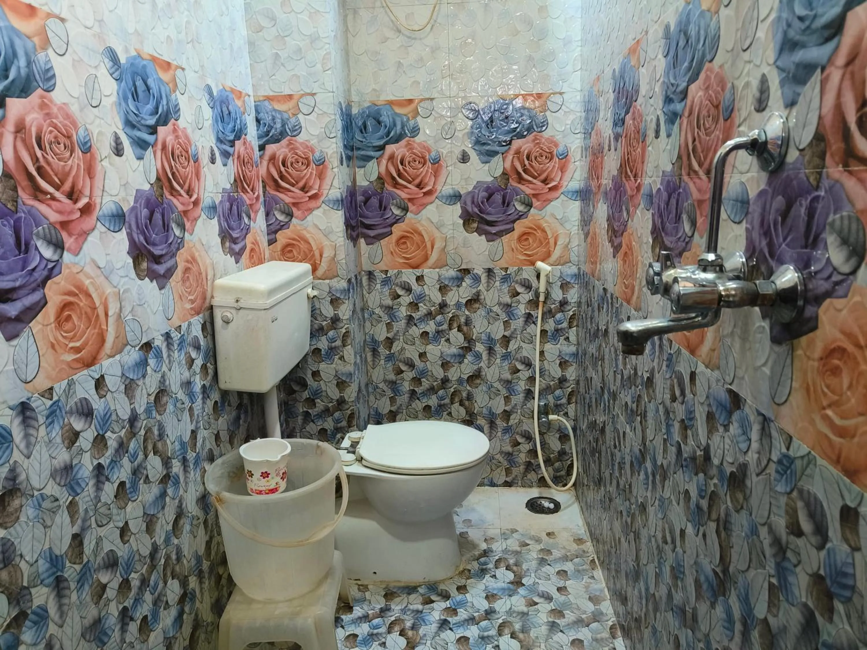 Toilet in Hotel HM International