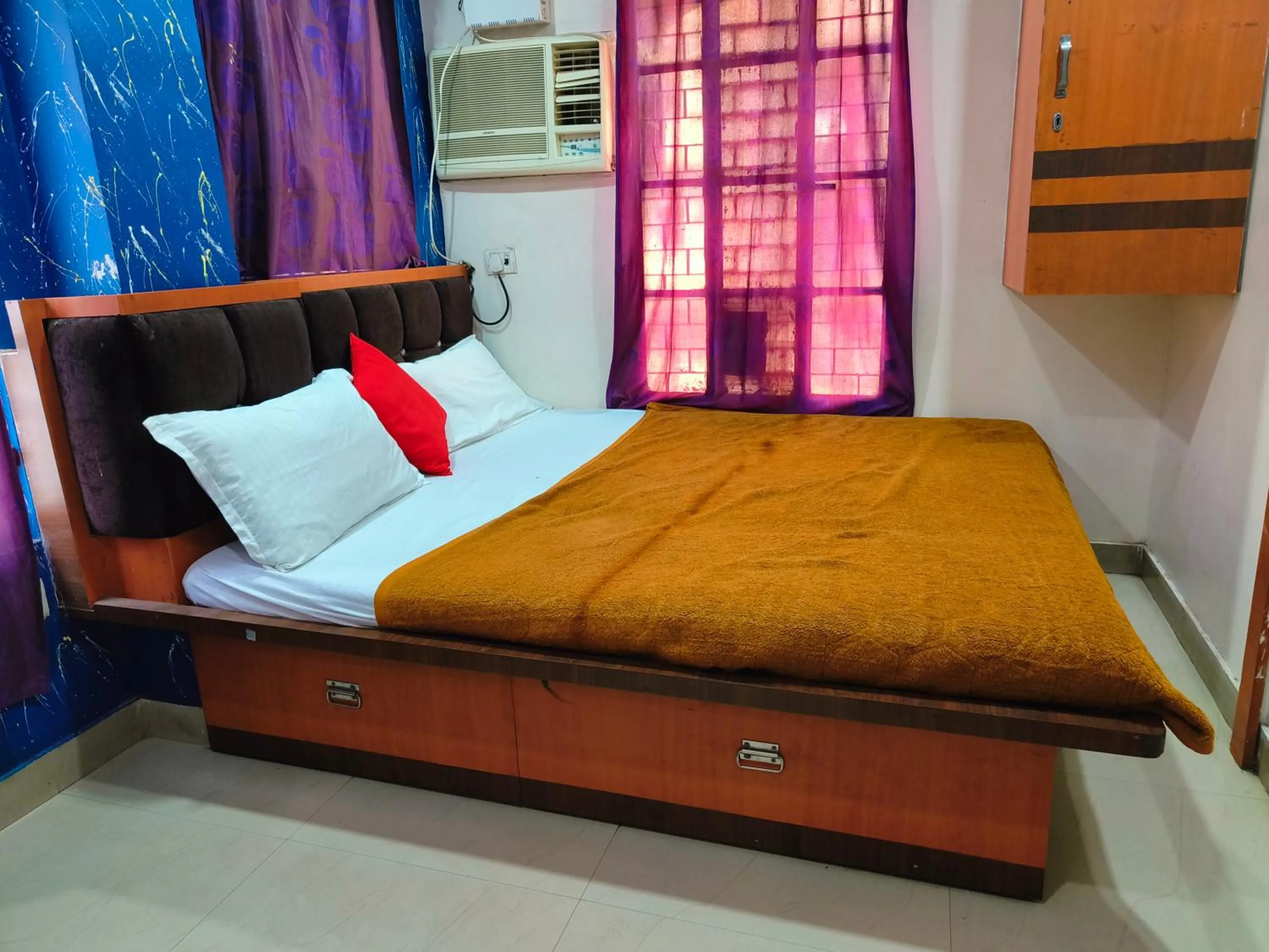 Bed in Hotel HM International