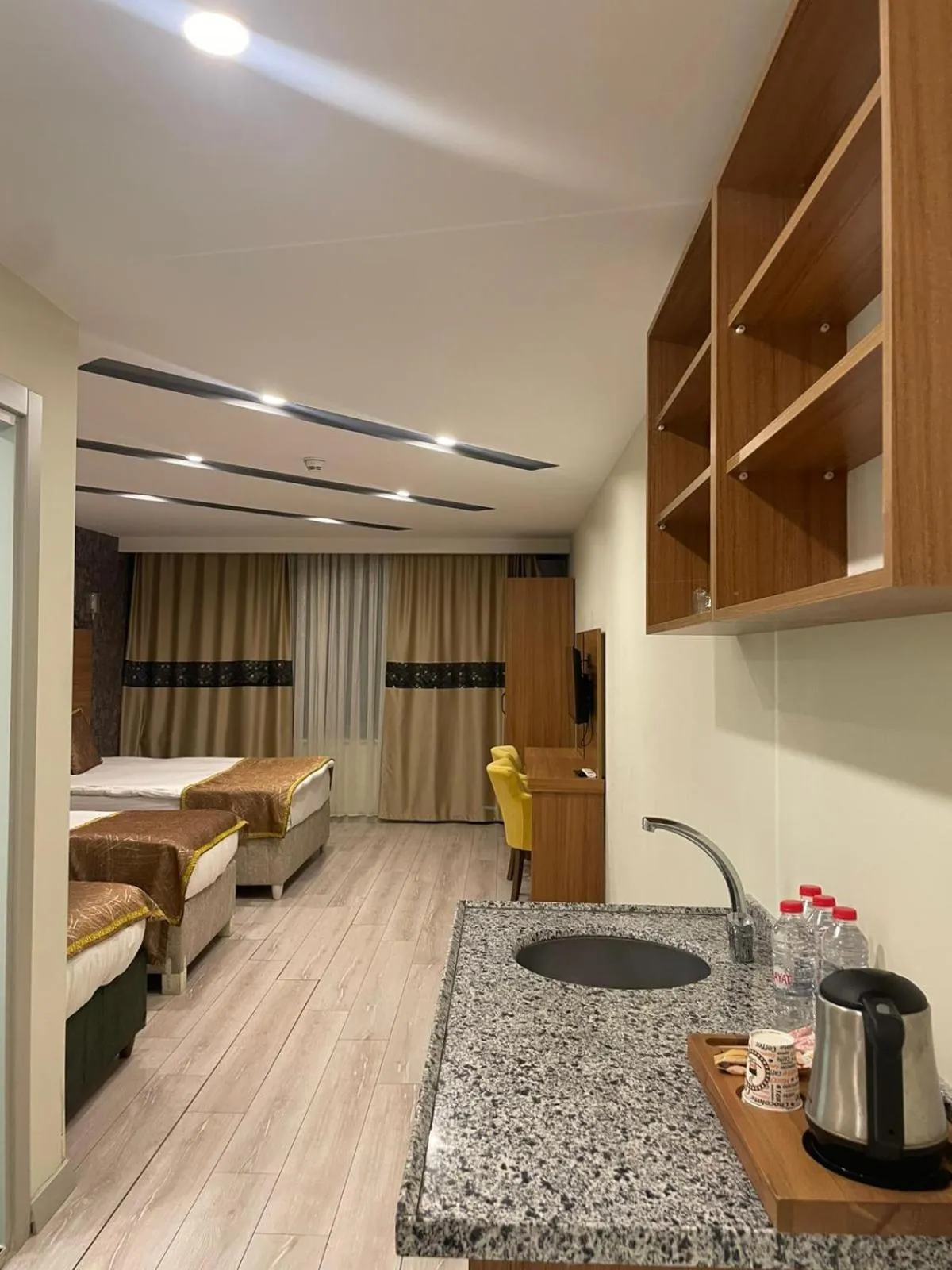 Kitchen or kitchenette in Golden Lux Hotel Antalya
