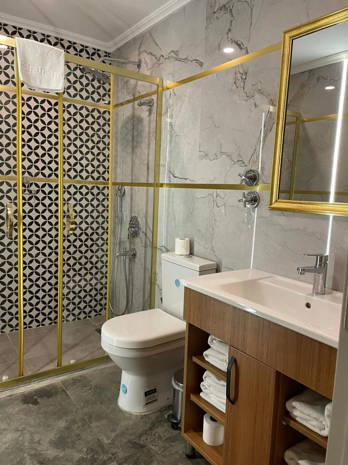 Bathroom in Golden Lux Hotel Antalya