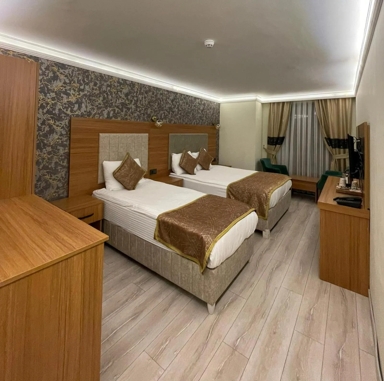 Bed in Golden Lux Hotel Antalya