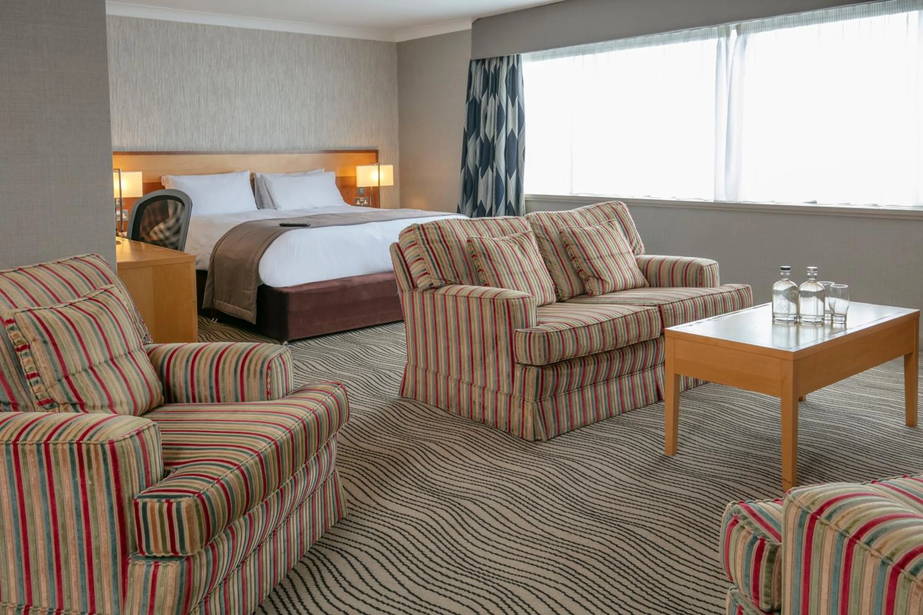 Bed in Best Western Heath Court Hotel