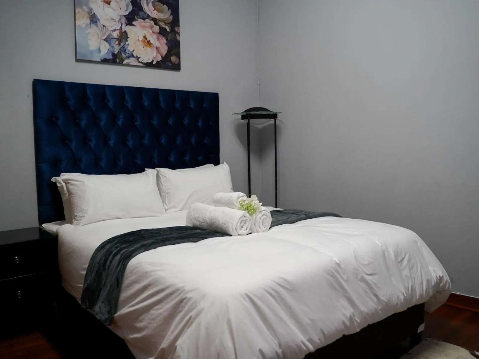 Bed in Aqua Guest House