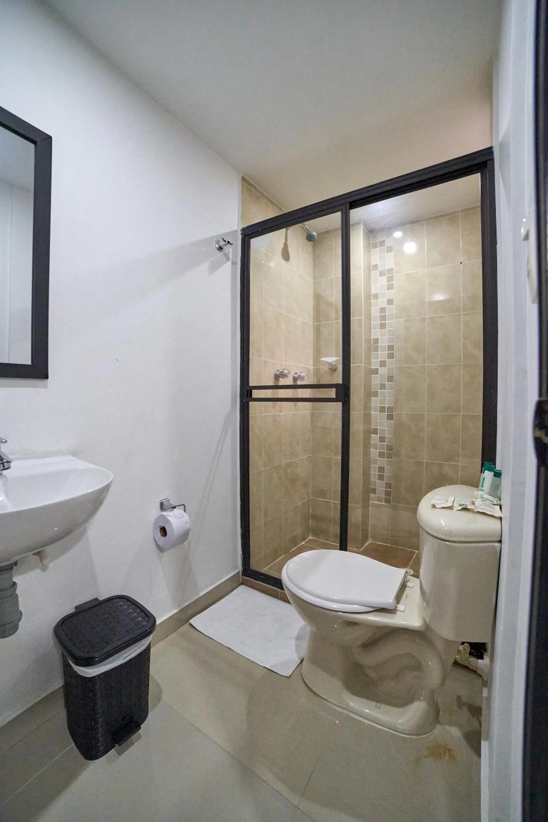 Shower in Farum Hotels