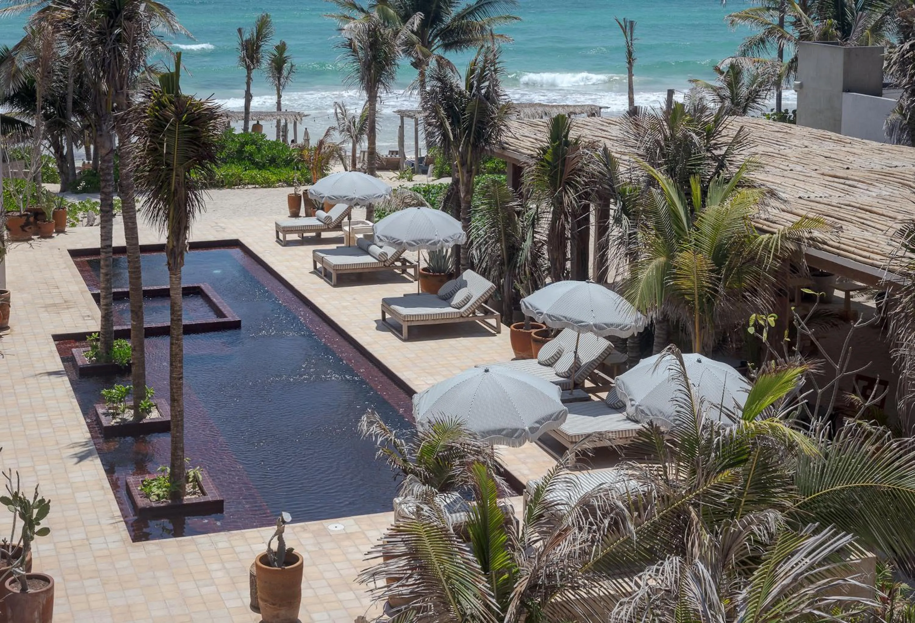 Beach in Suites Panamera