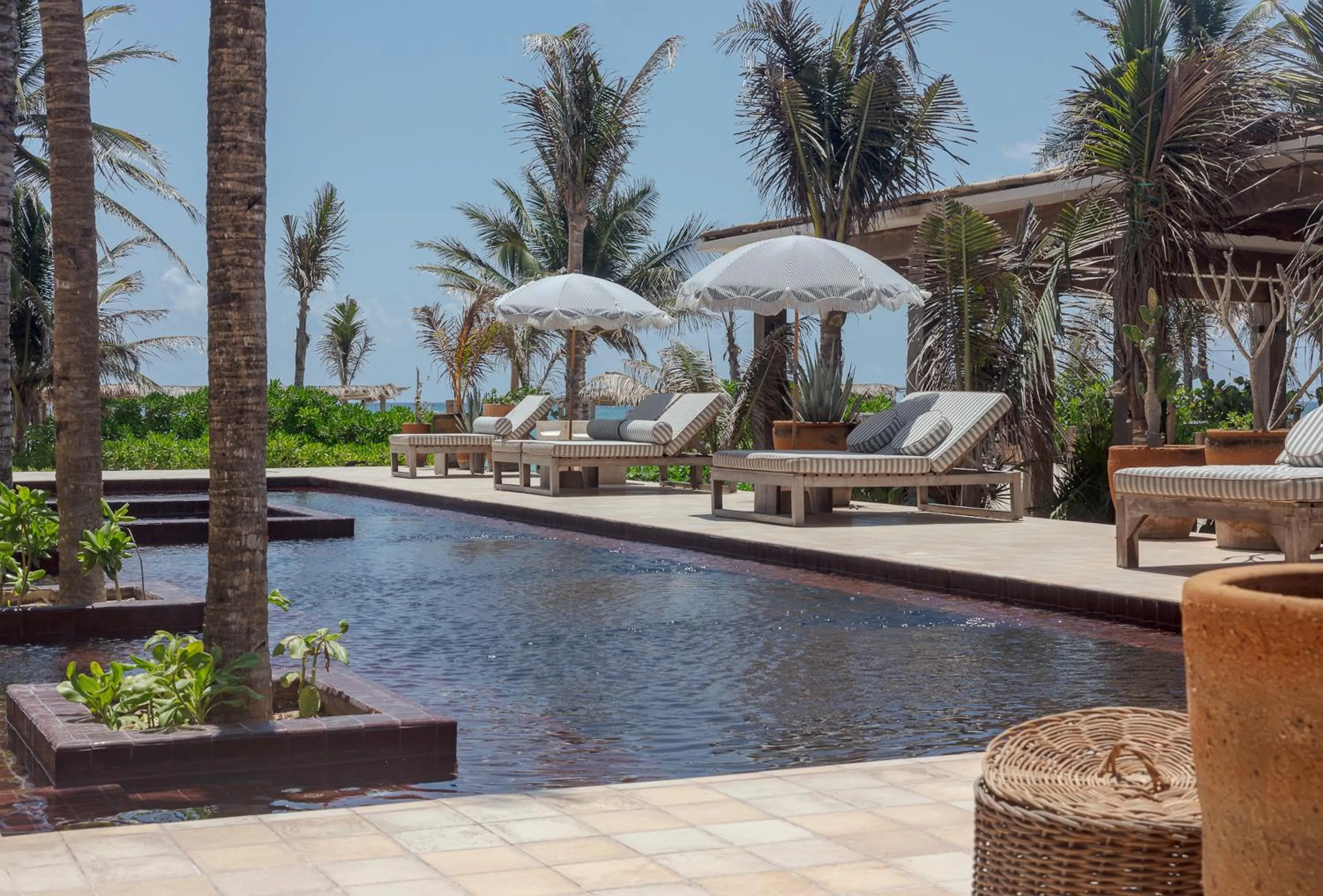 Swimming pool in Suites Panamera