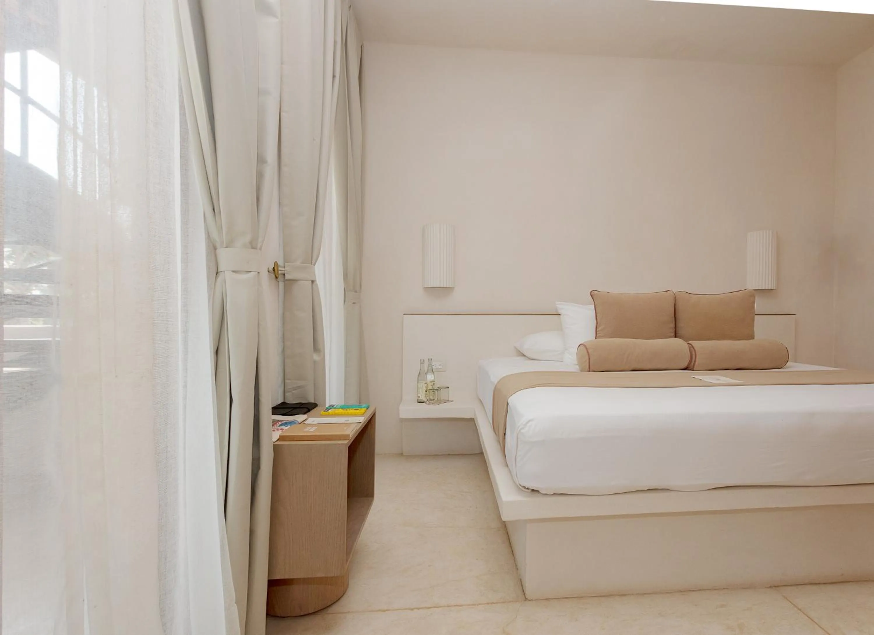 Bedroom, Bed in Suites Panamera