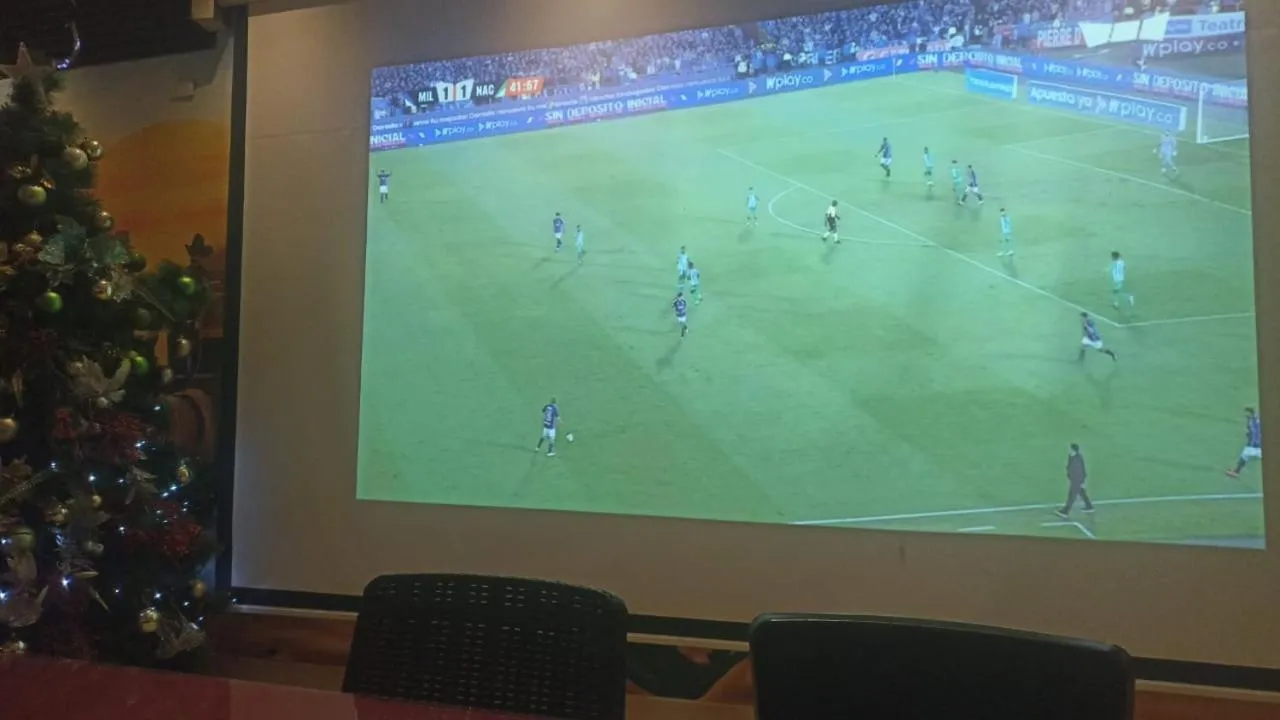 Communal lounge/ TV room in Hotel deluxe oasis de la colina boutique