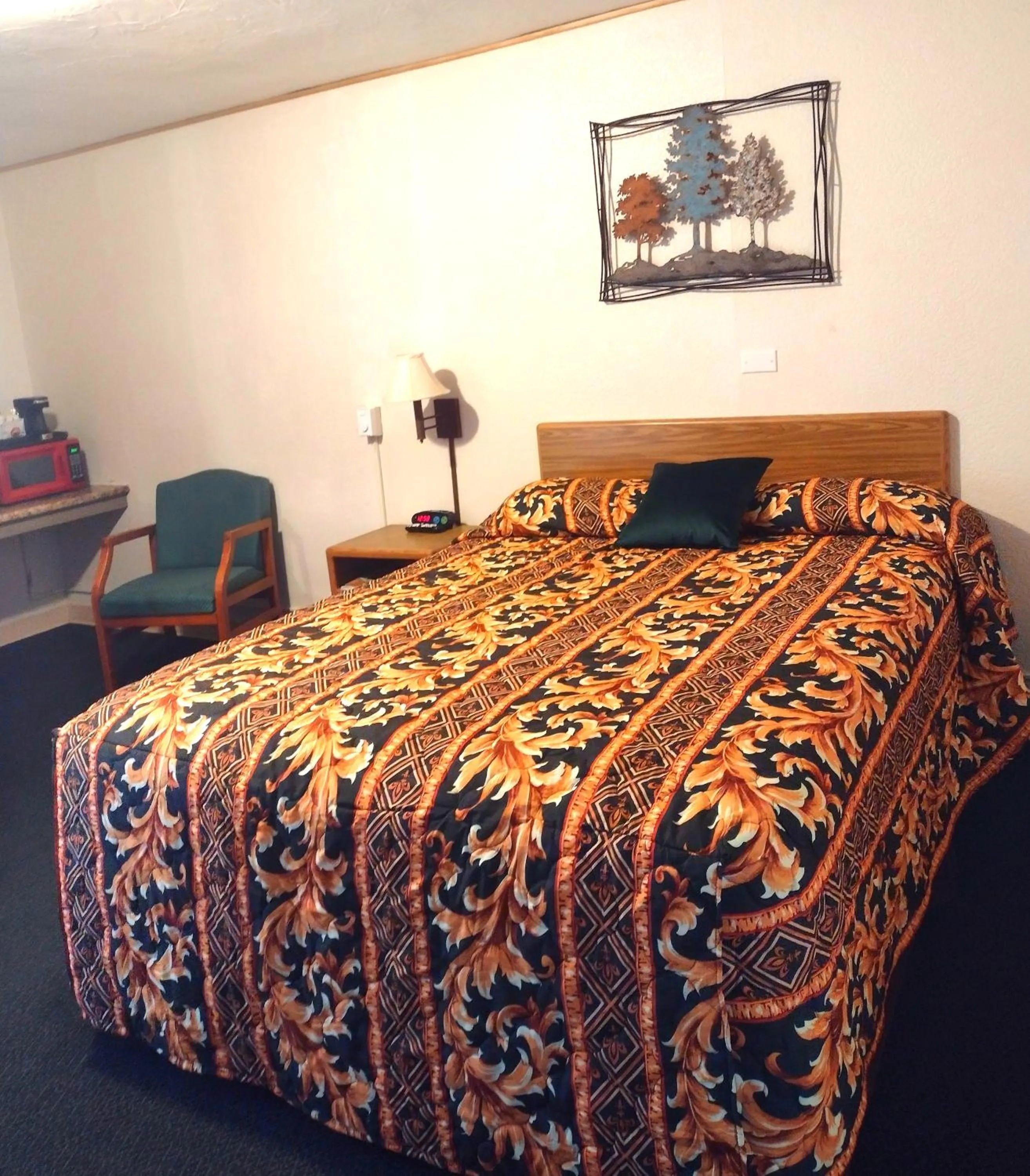 Bed in The King's Inn