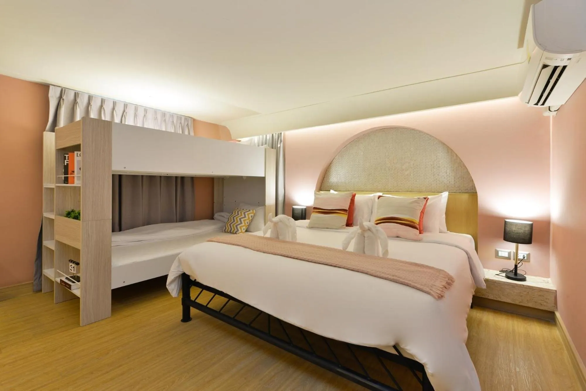 Bed in Kastel Bangkok Hotel