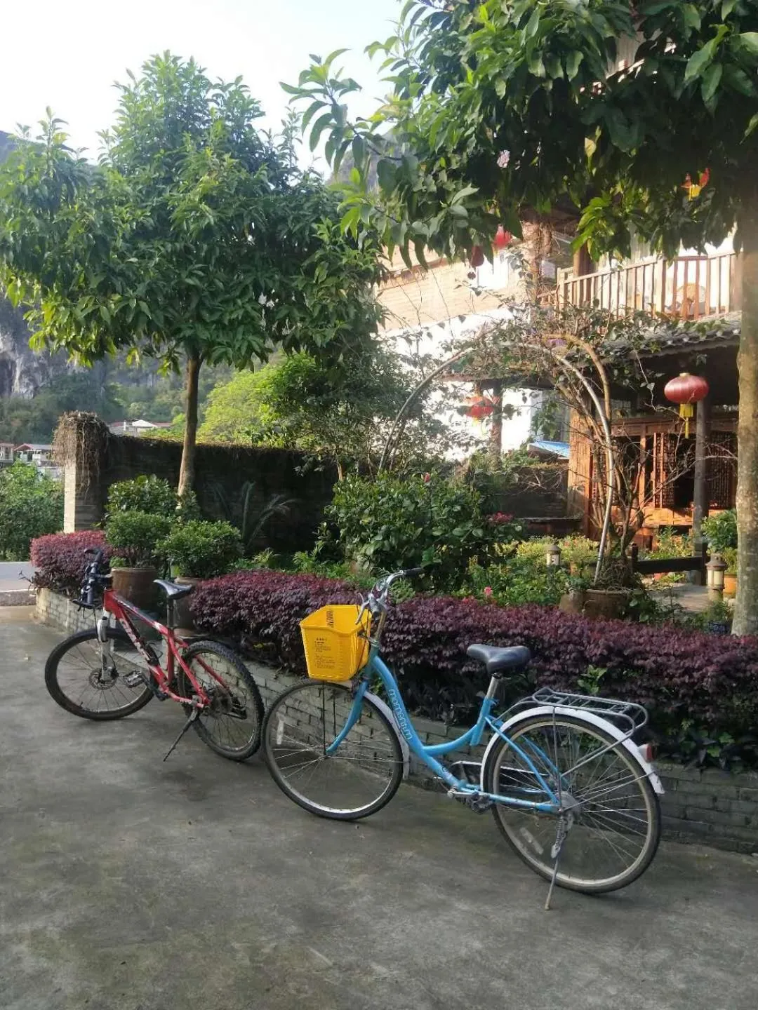 Cycling in Yangshuo Mountain Nest Boutique Hotel