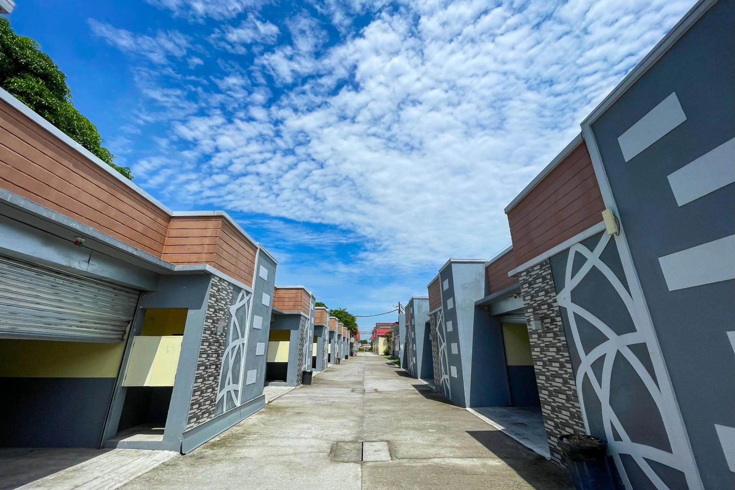 Property building in Casanova Inn