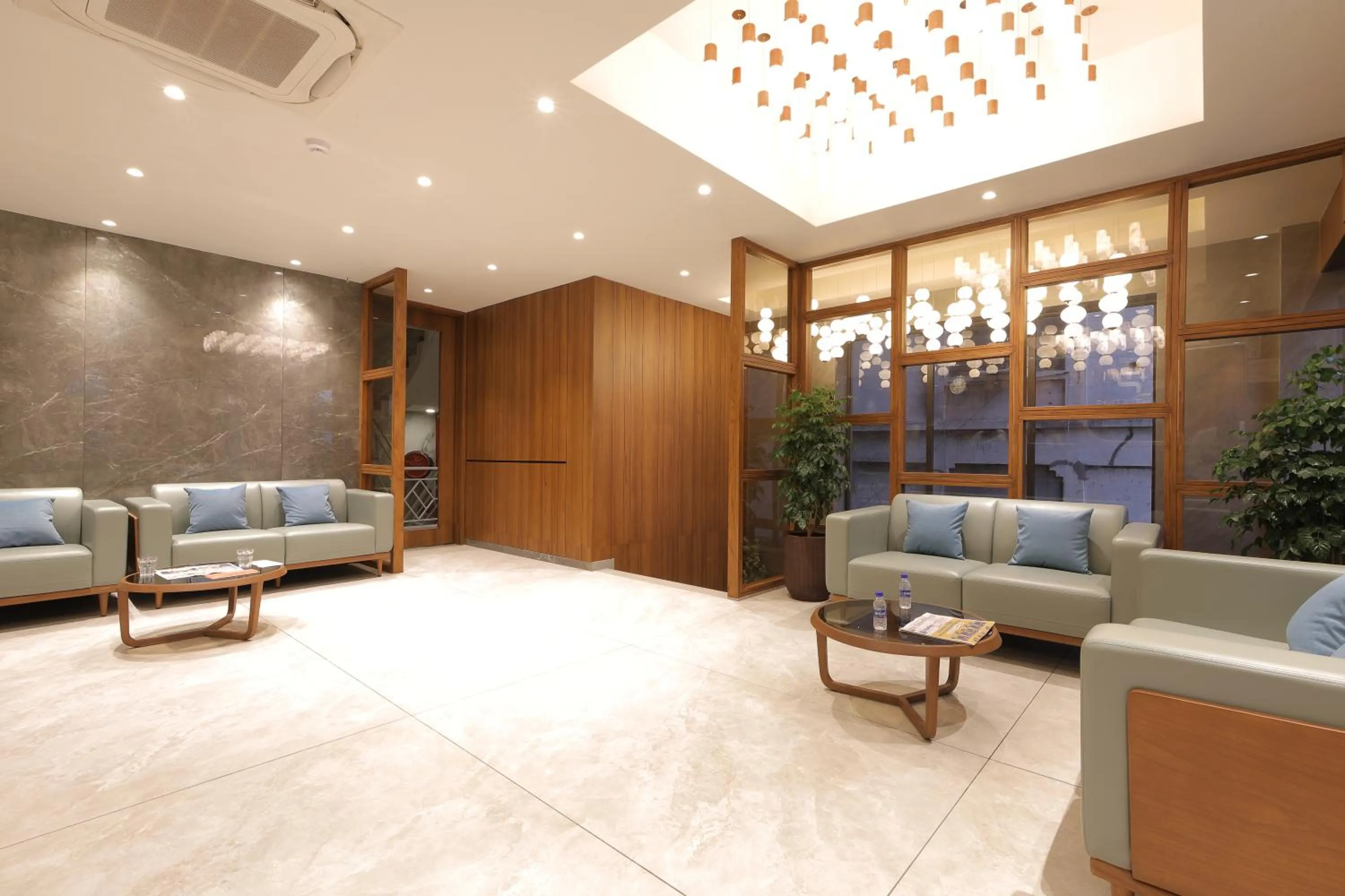 Seating area in Plenteous Inn