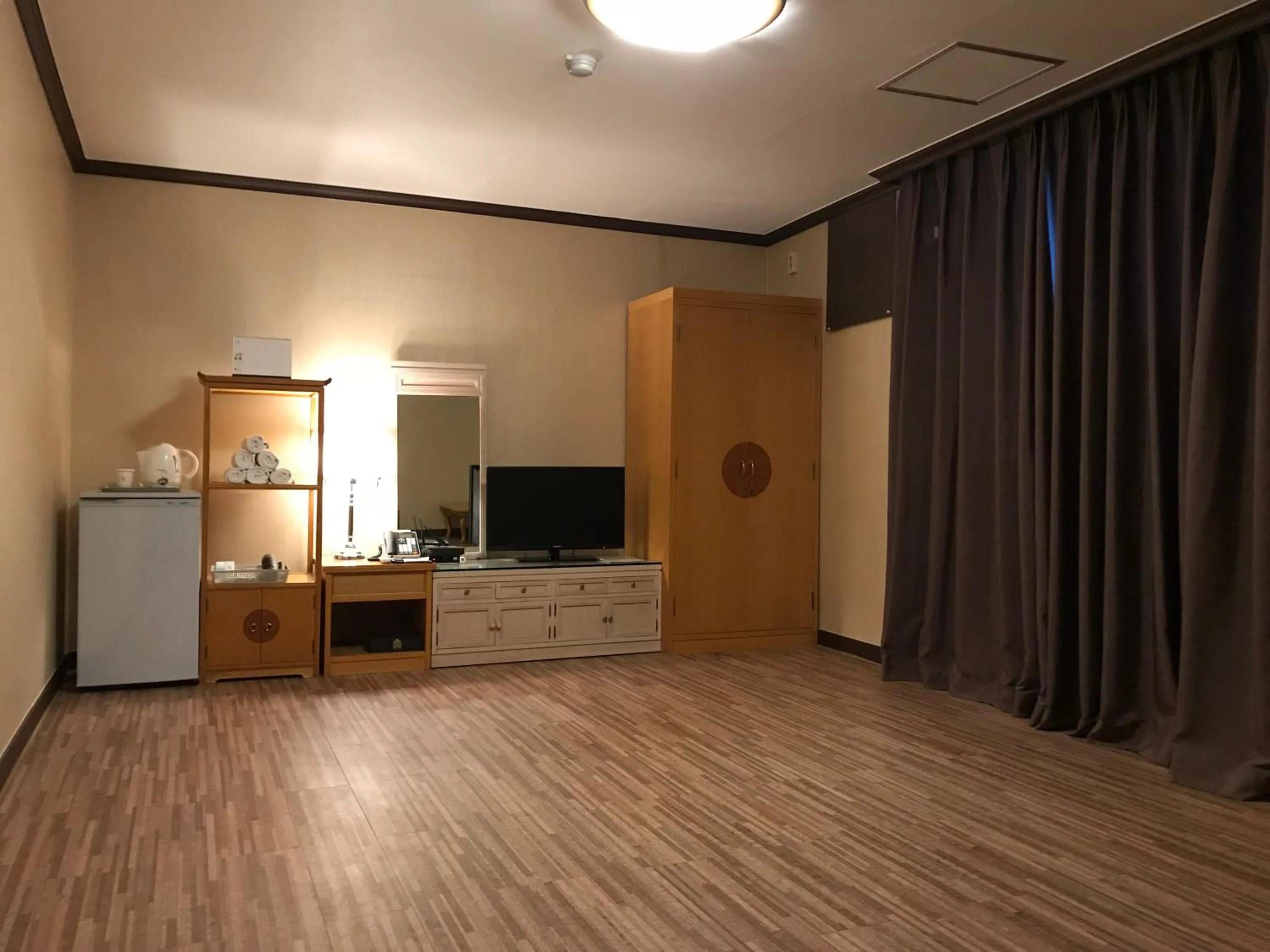 Decorative detail in Benikea Hotel Mountain & Ocean Daepohang