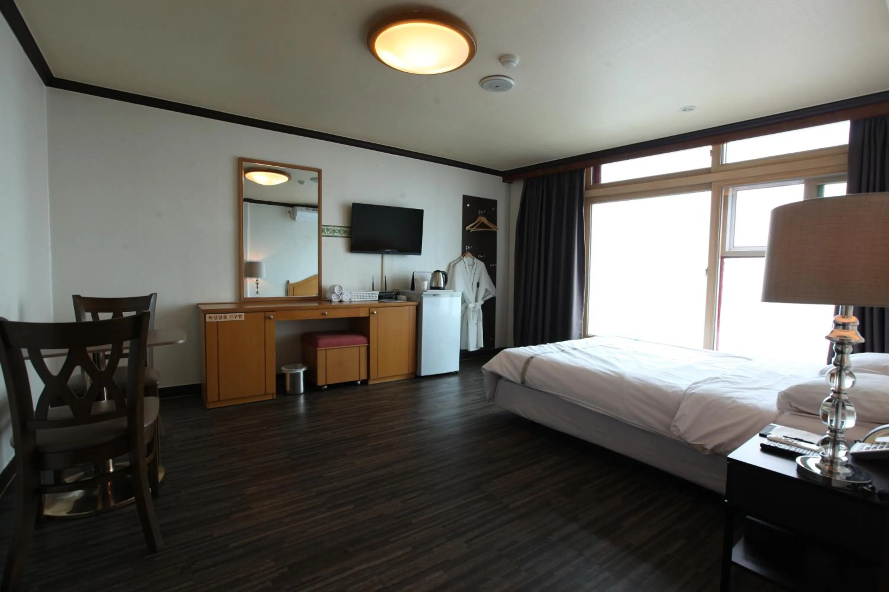 Decorative detail in Benikea Hotel Mountain & Ocean Daepohang